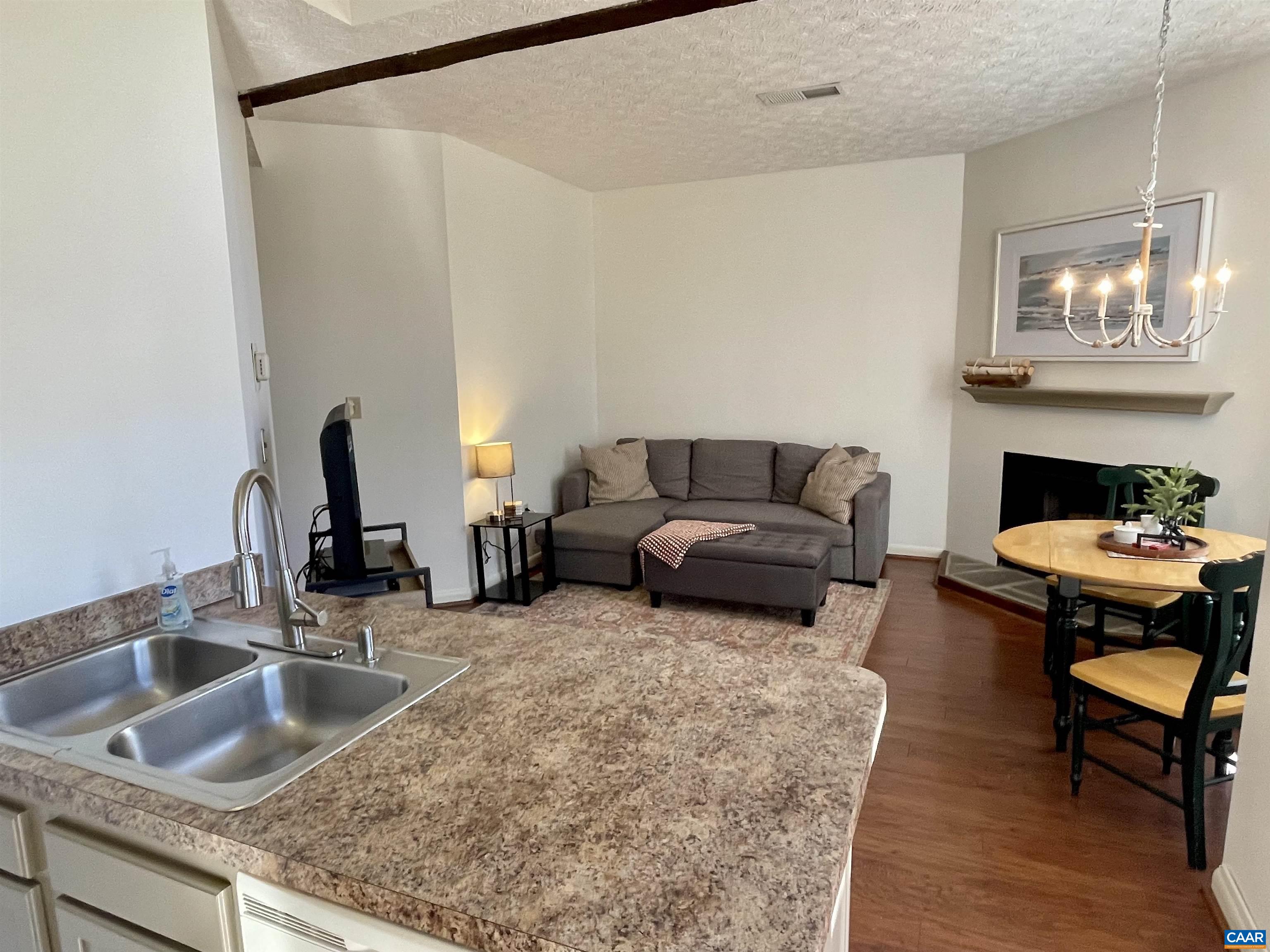 758 LAURELWOOD CONDOS Unit: 758