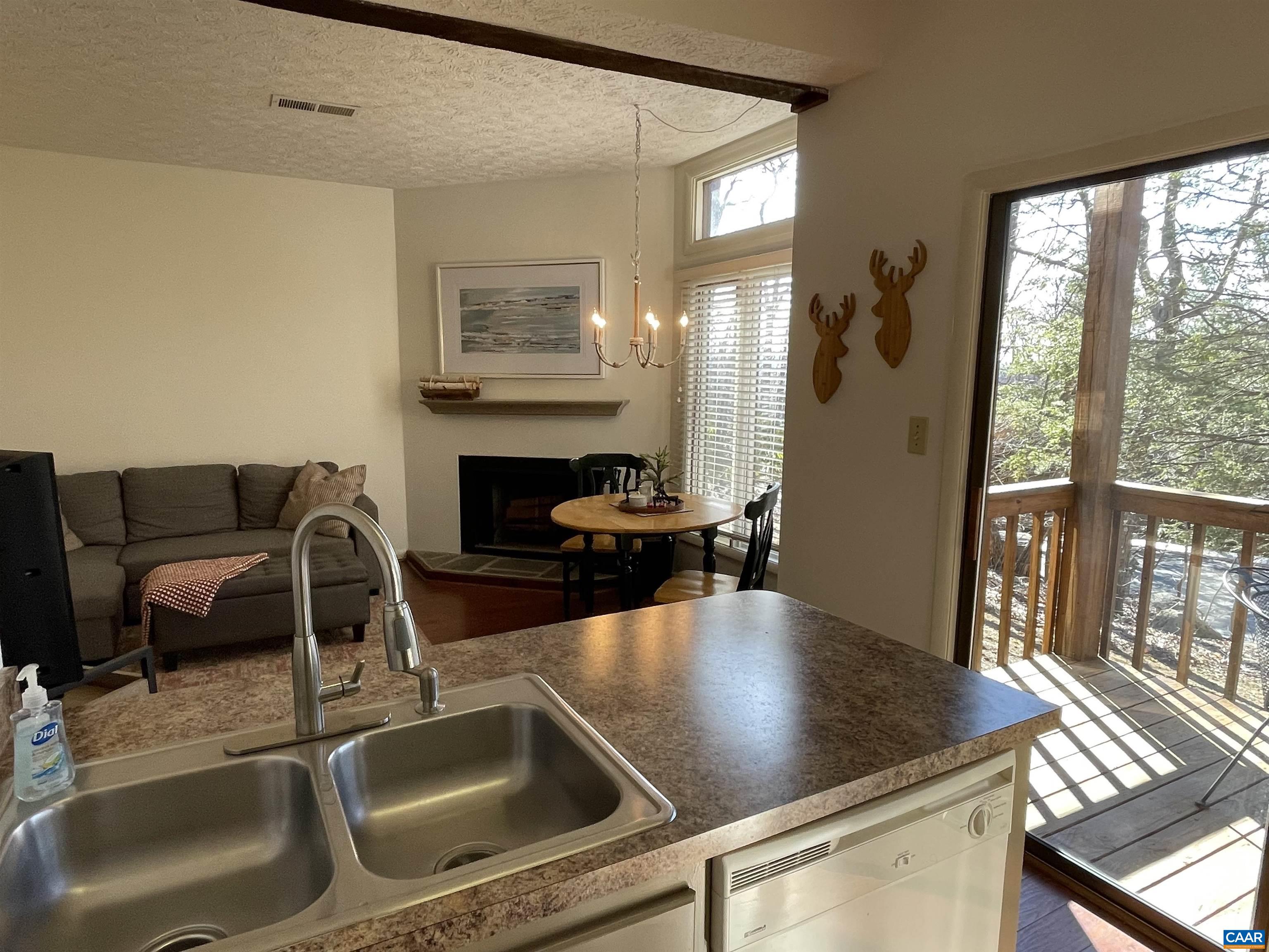 758 LAURELWOOD CONDOS Unit: 758