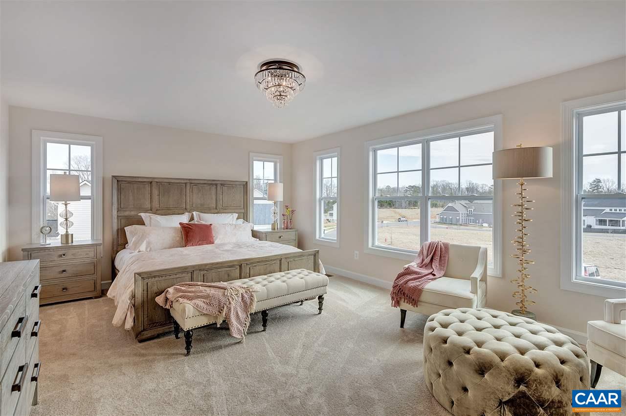3556 THICKET RUN PL