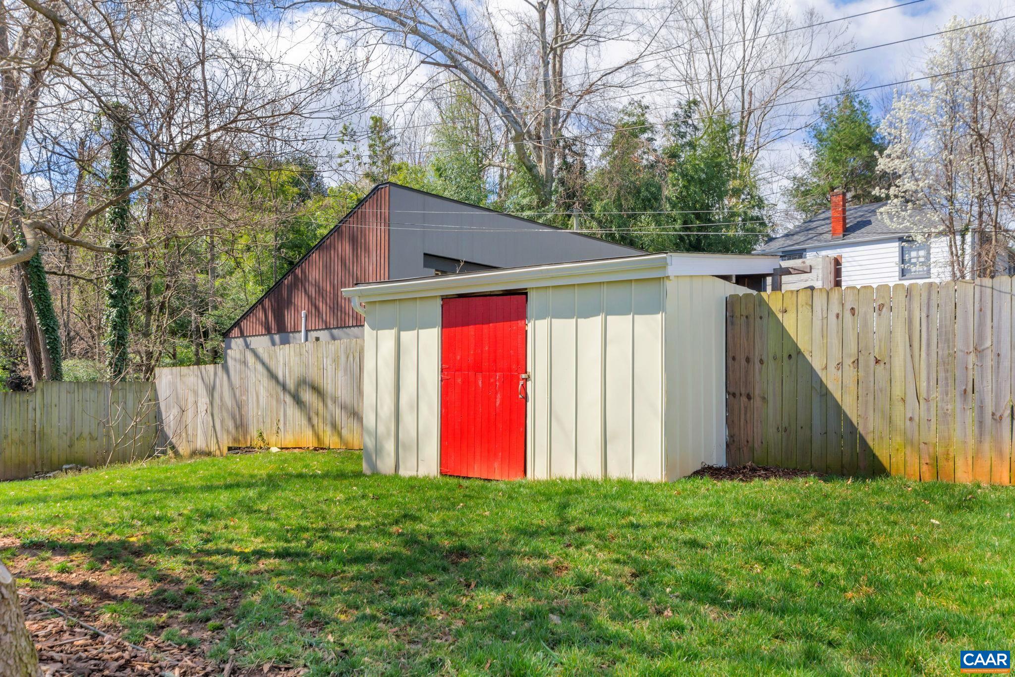 626 WATSON AVE