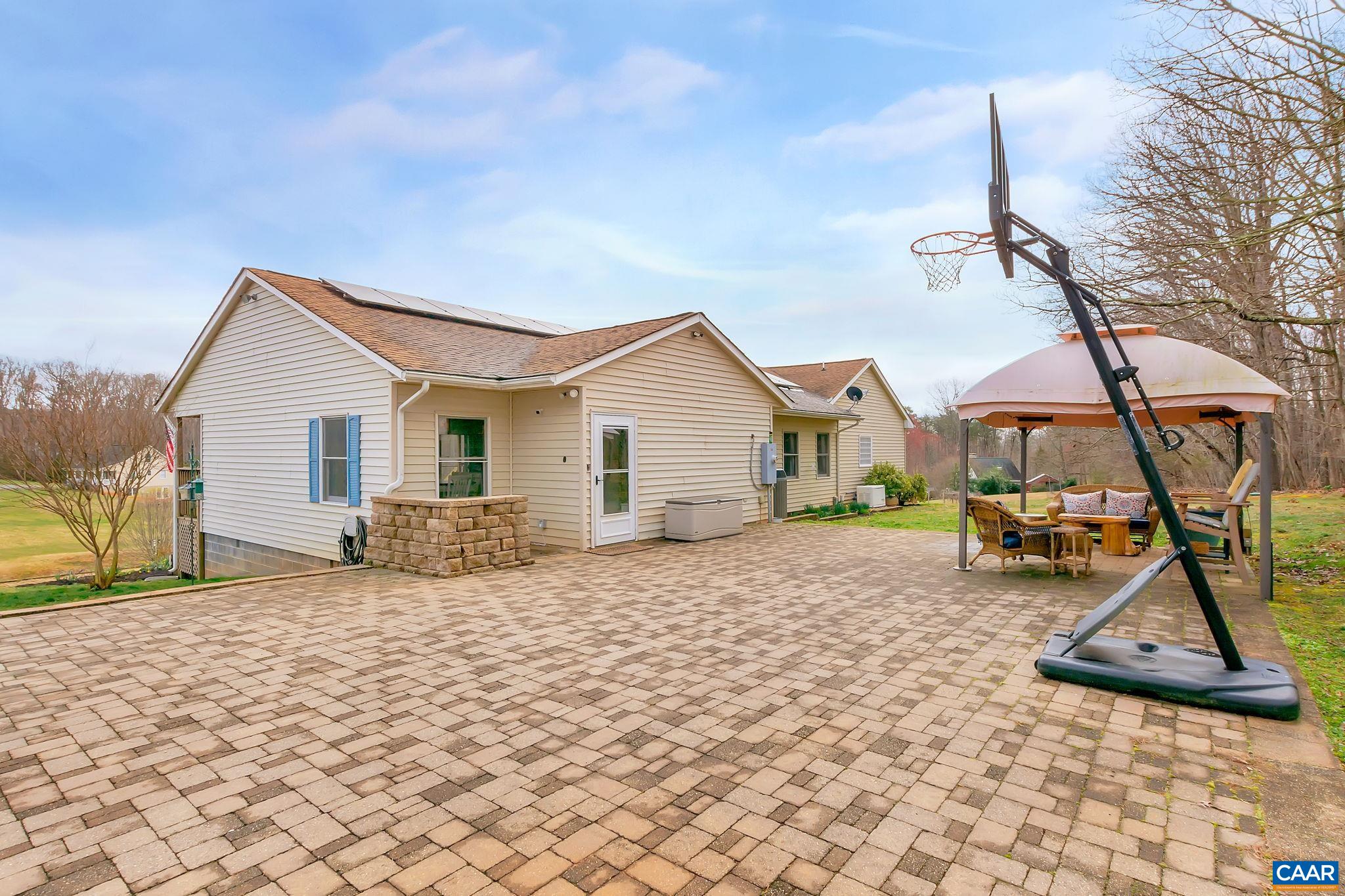 4197 HUFF HOLLOW RD