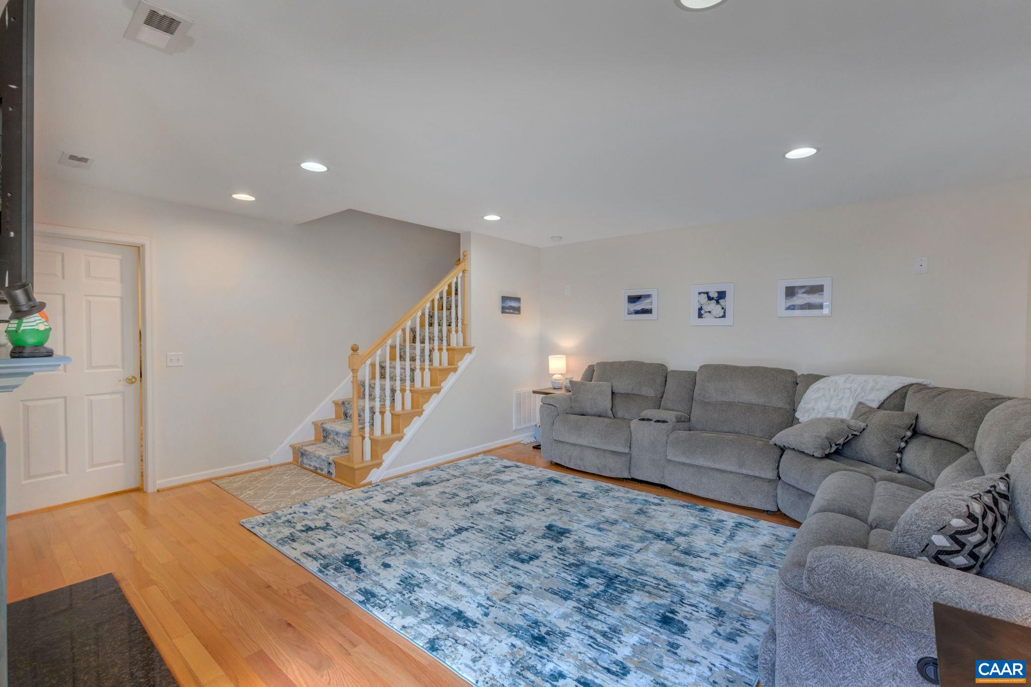 4197 HUFF HOLLOW RD