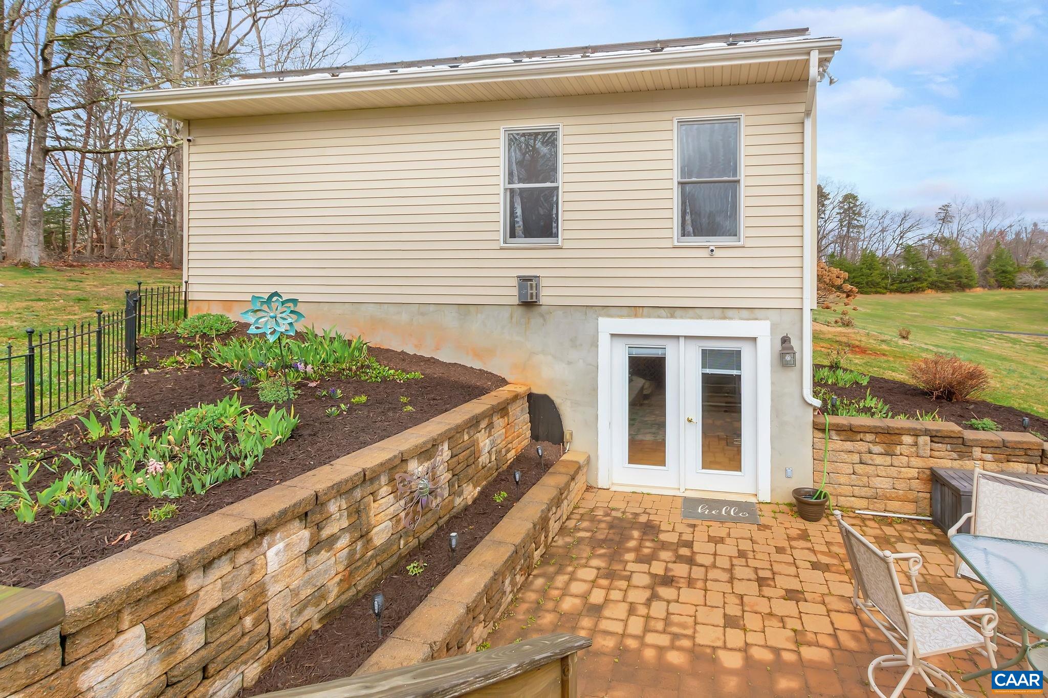4197 HUFF HOLLOW RD