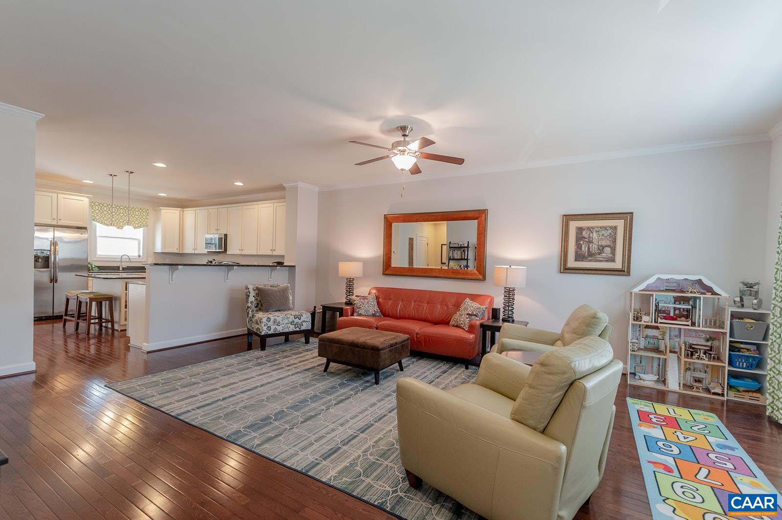 2304 WHITTINGTON DR