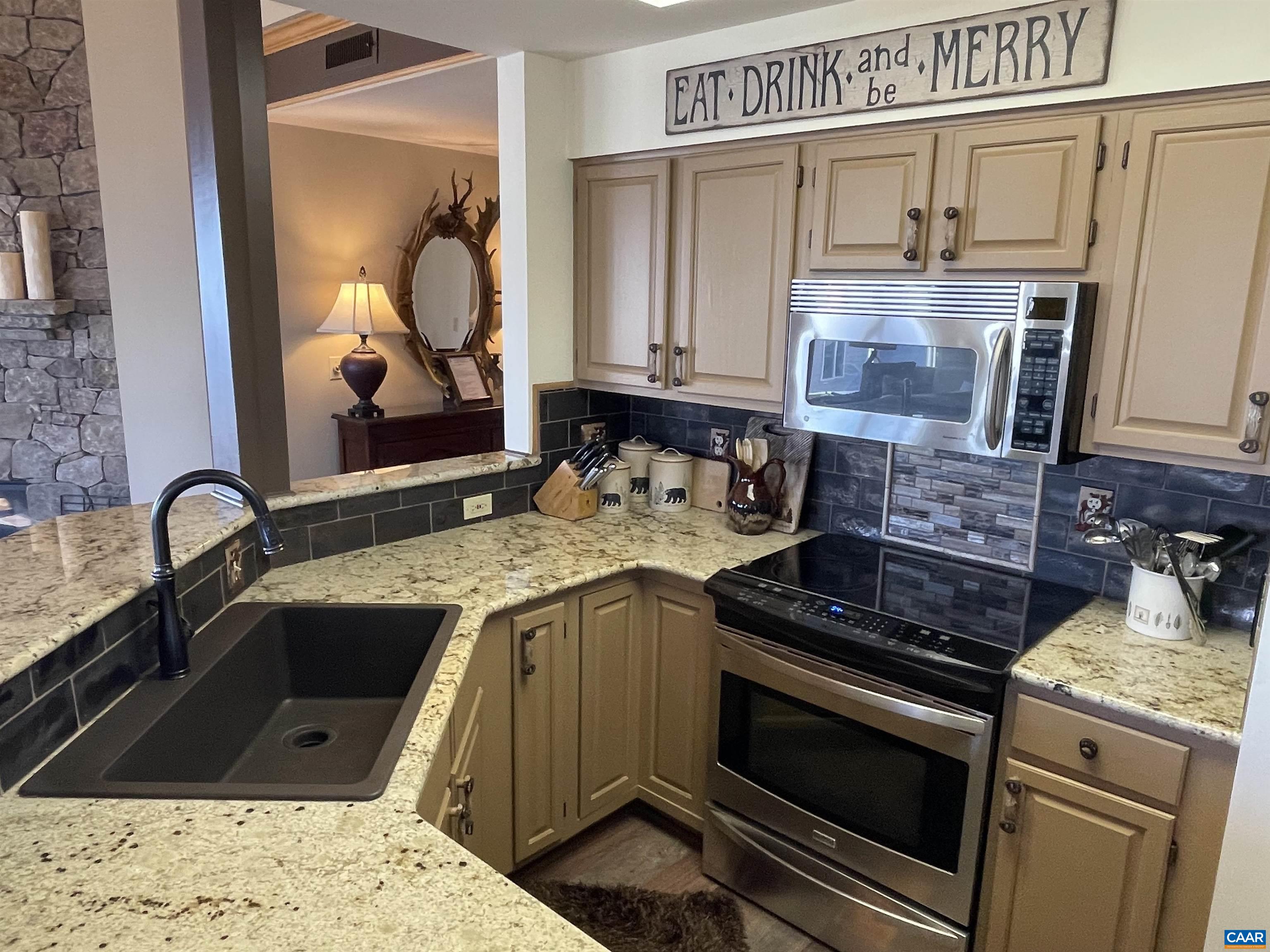 1818 HIGH RIDGE CT CONDOS