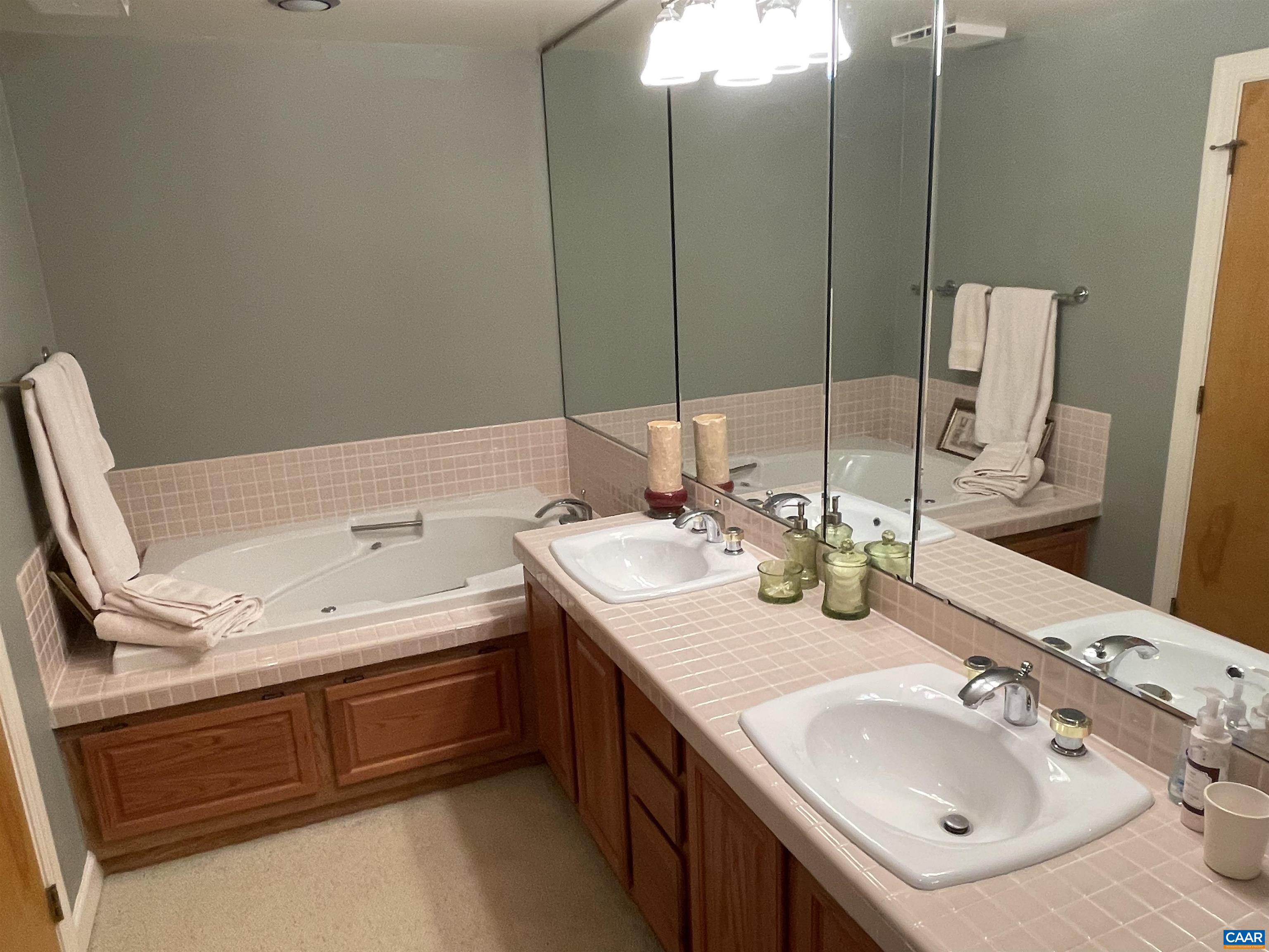 1818 HIGH RIDGE CT CONDOS