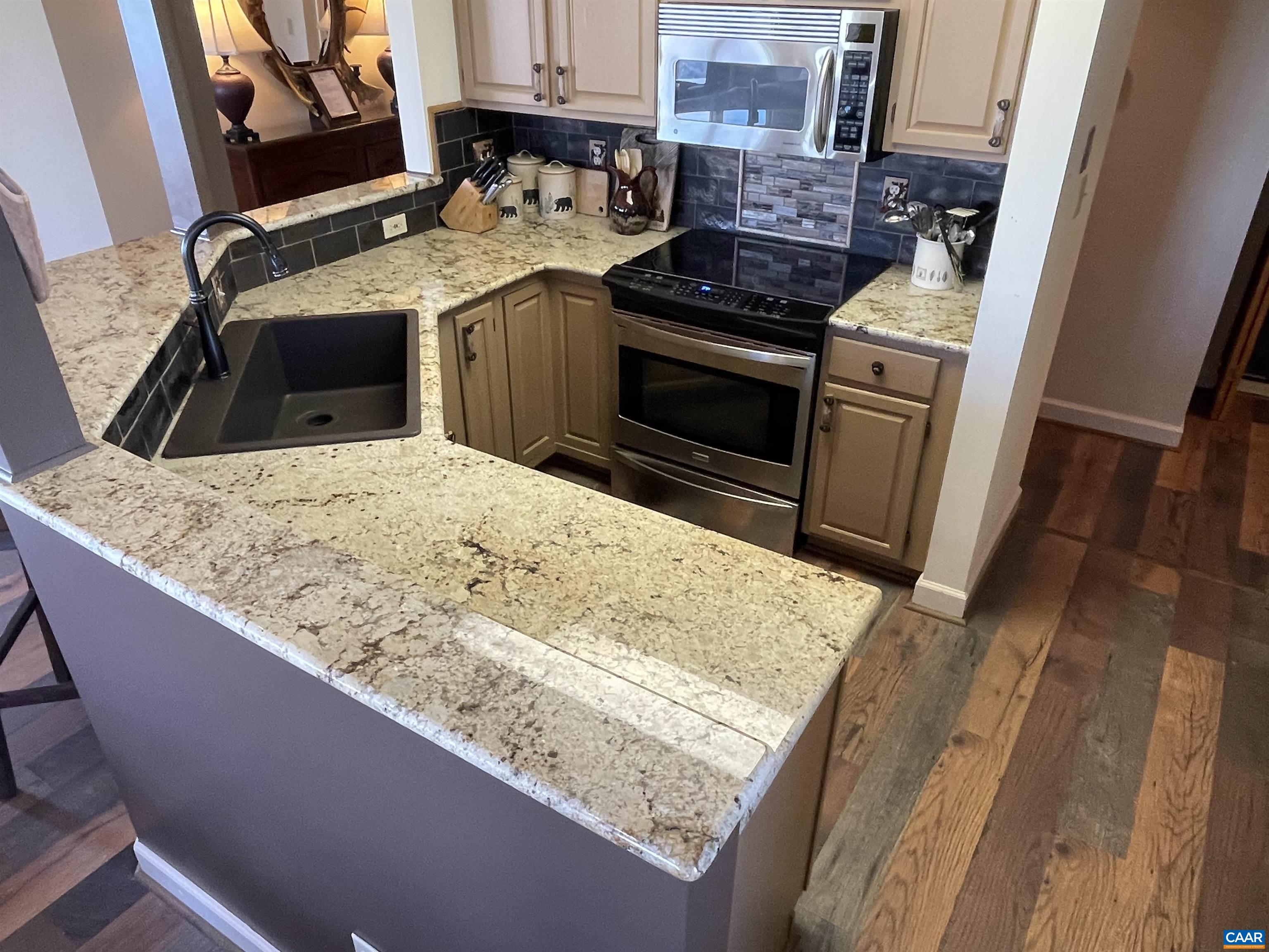 1818 HIGH RIDGE CT CONDOS