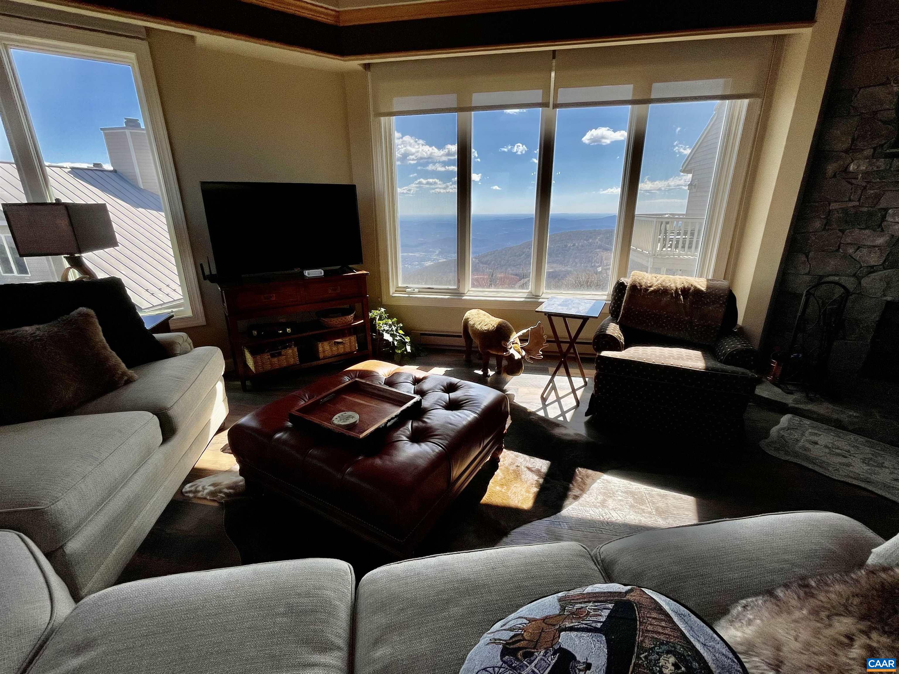 1818 HIGH RIDGE CT CONDOS