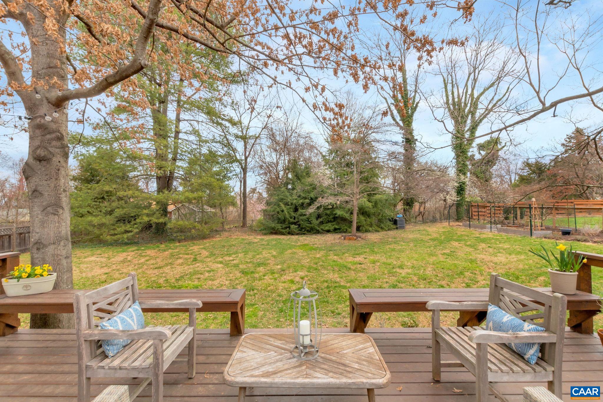 1715 KING MOUNTAIN RD