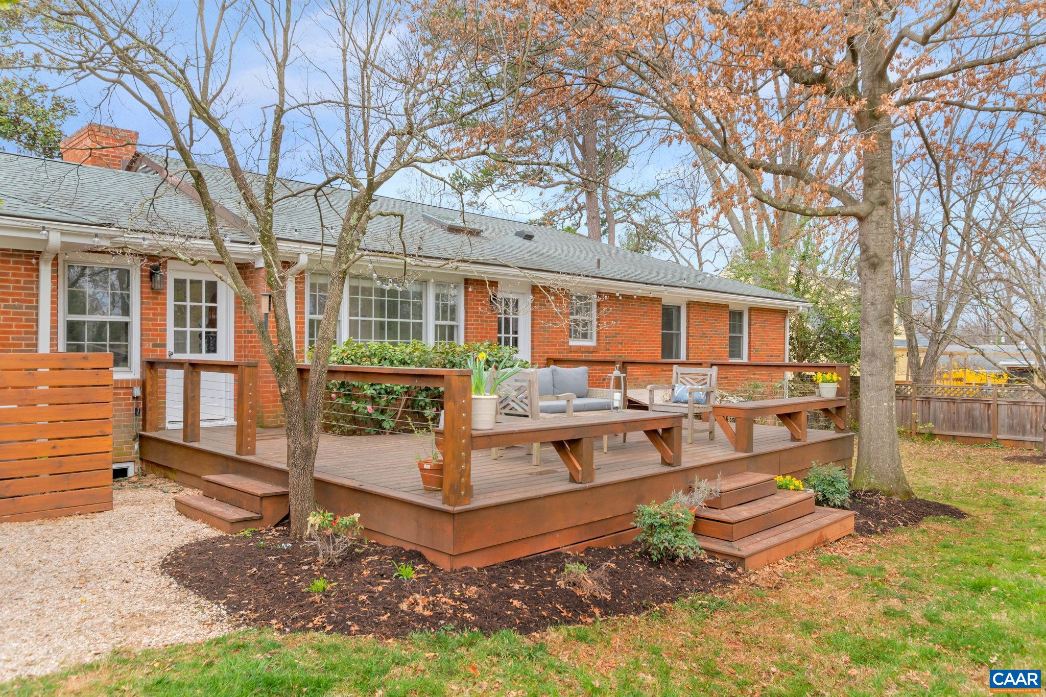 1715 KING MOUNTAIN RD