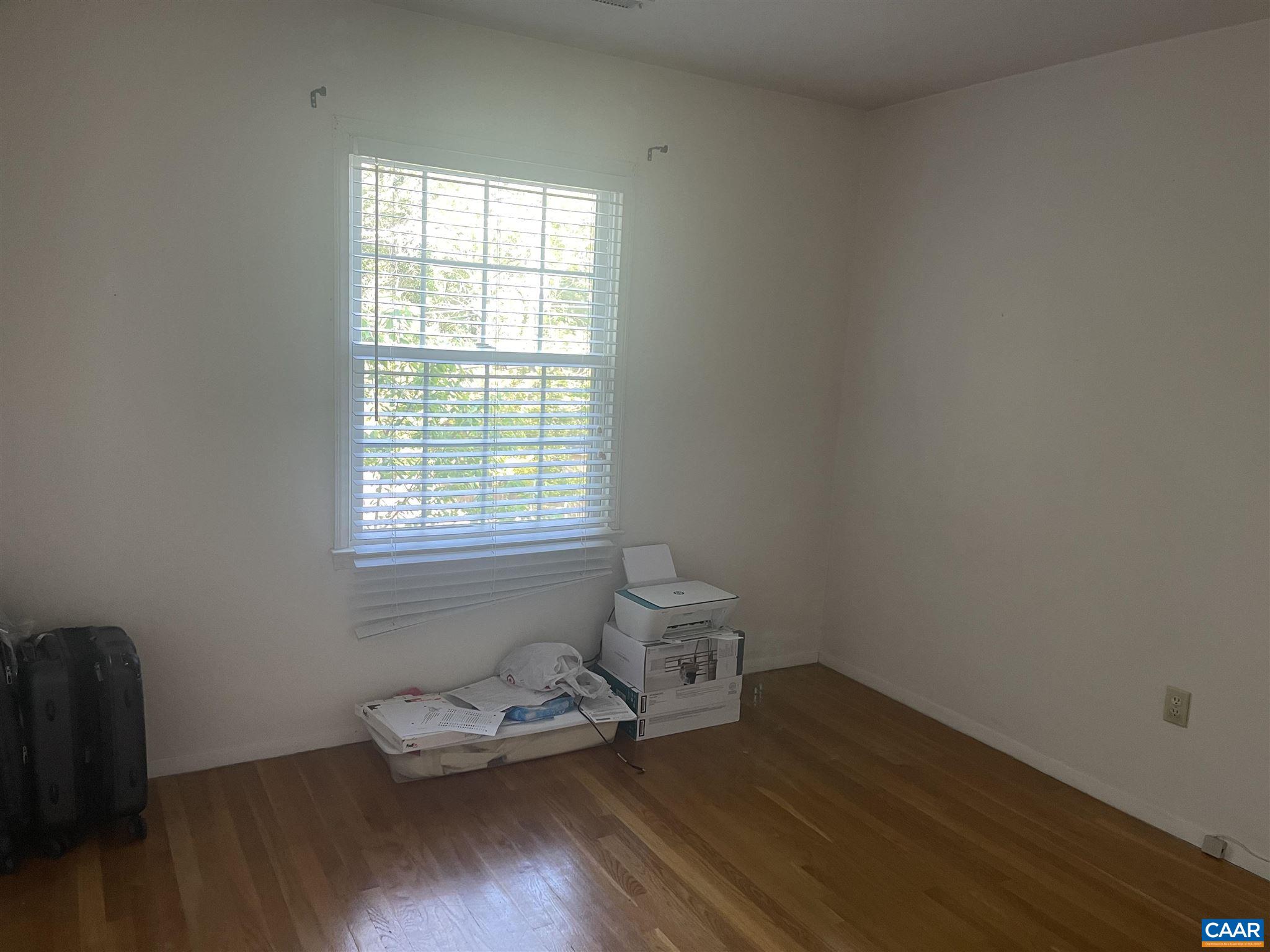 2405 BARRACKS CT Unit: 3