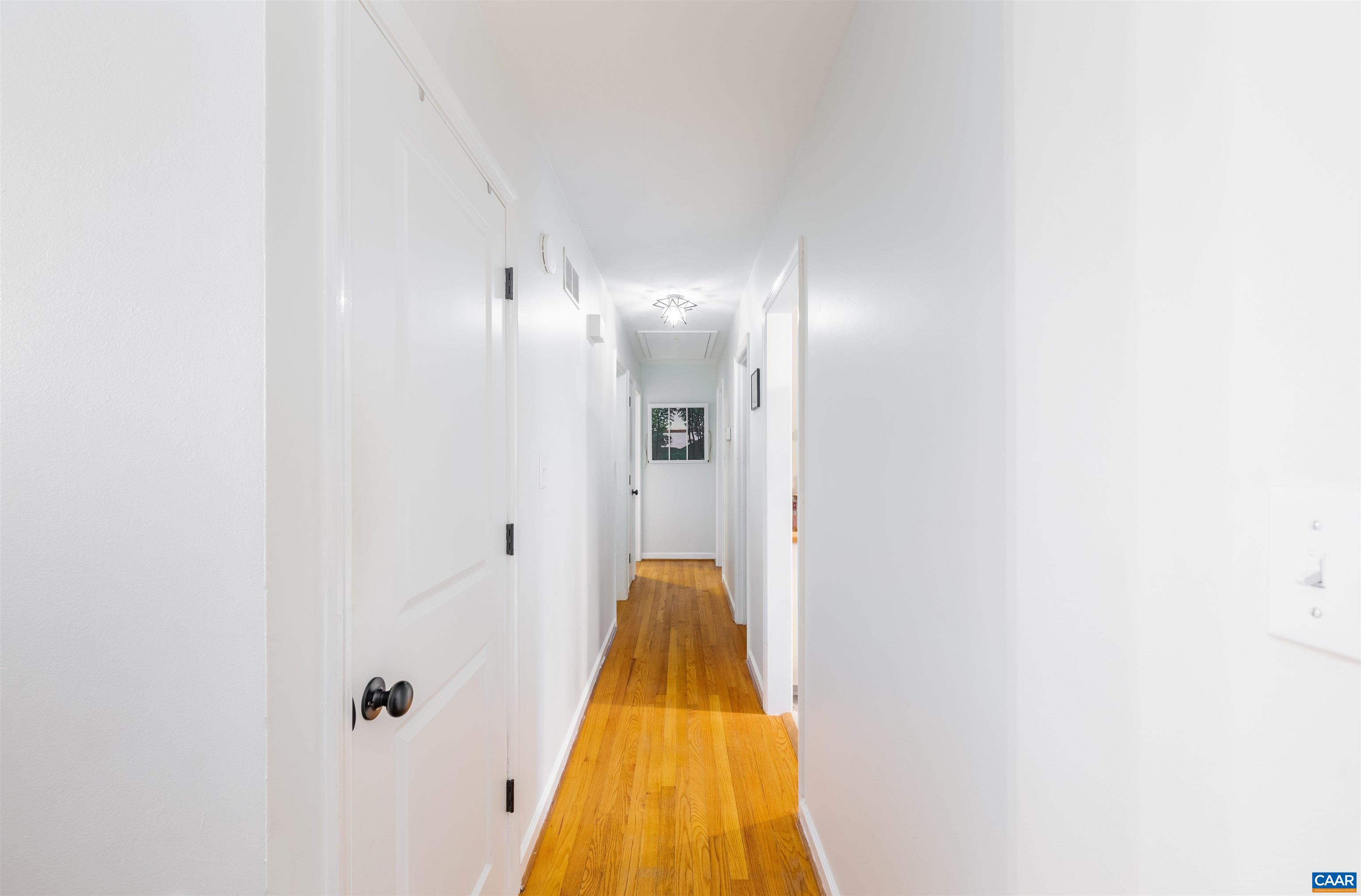 509 MOSELEY DR