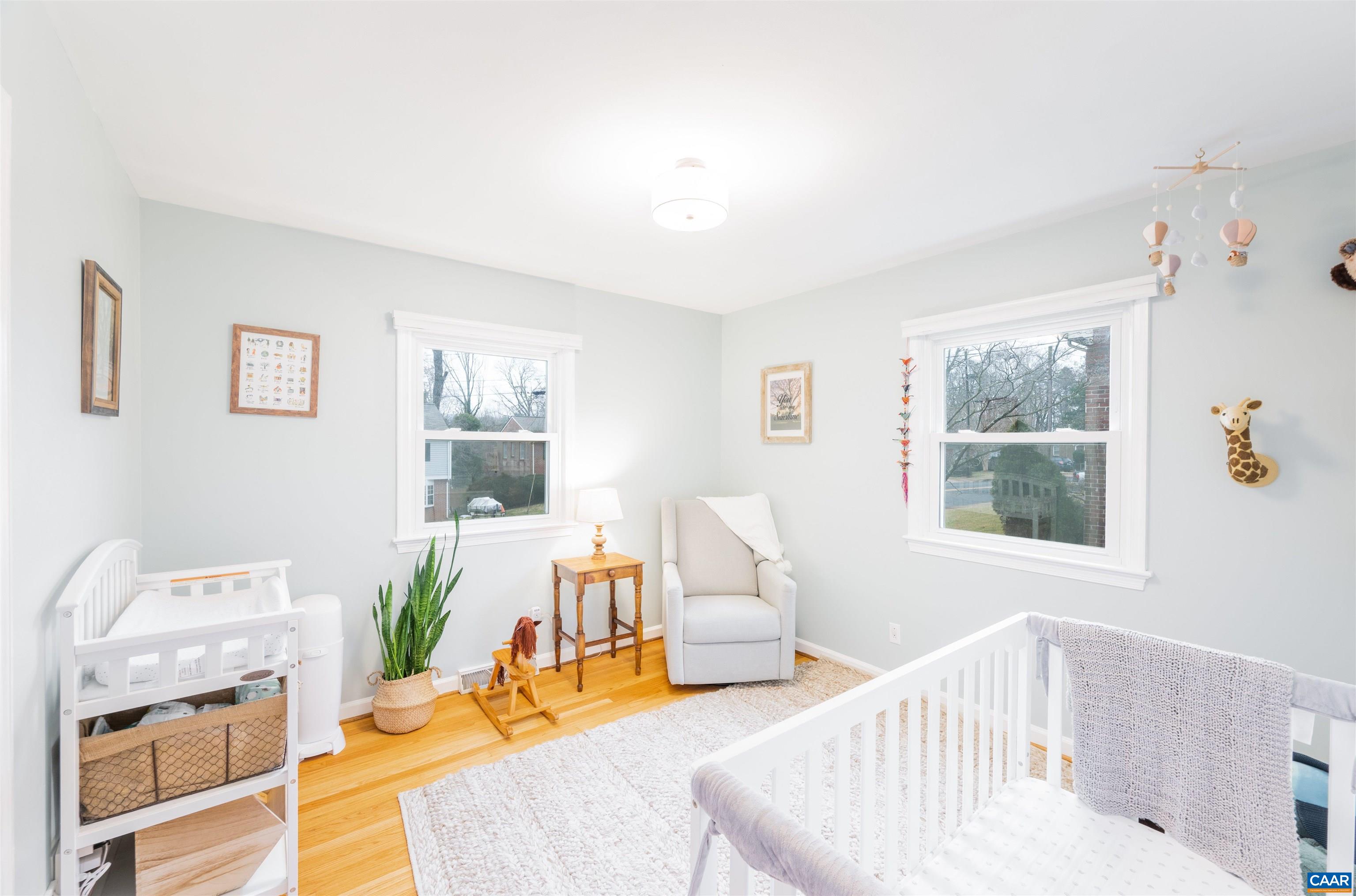509 MOSELEY DR