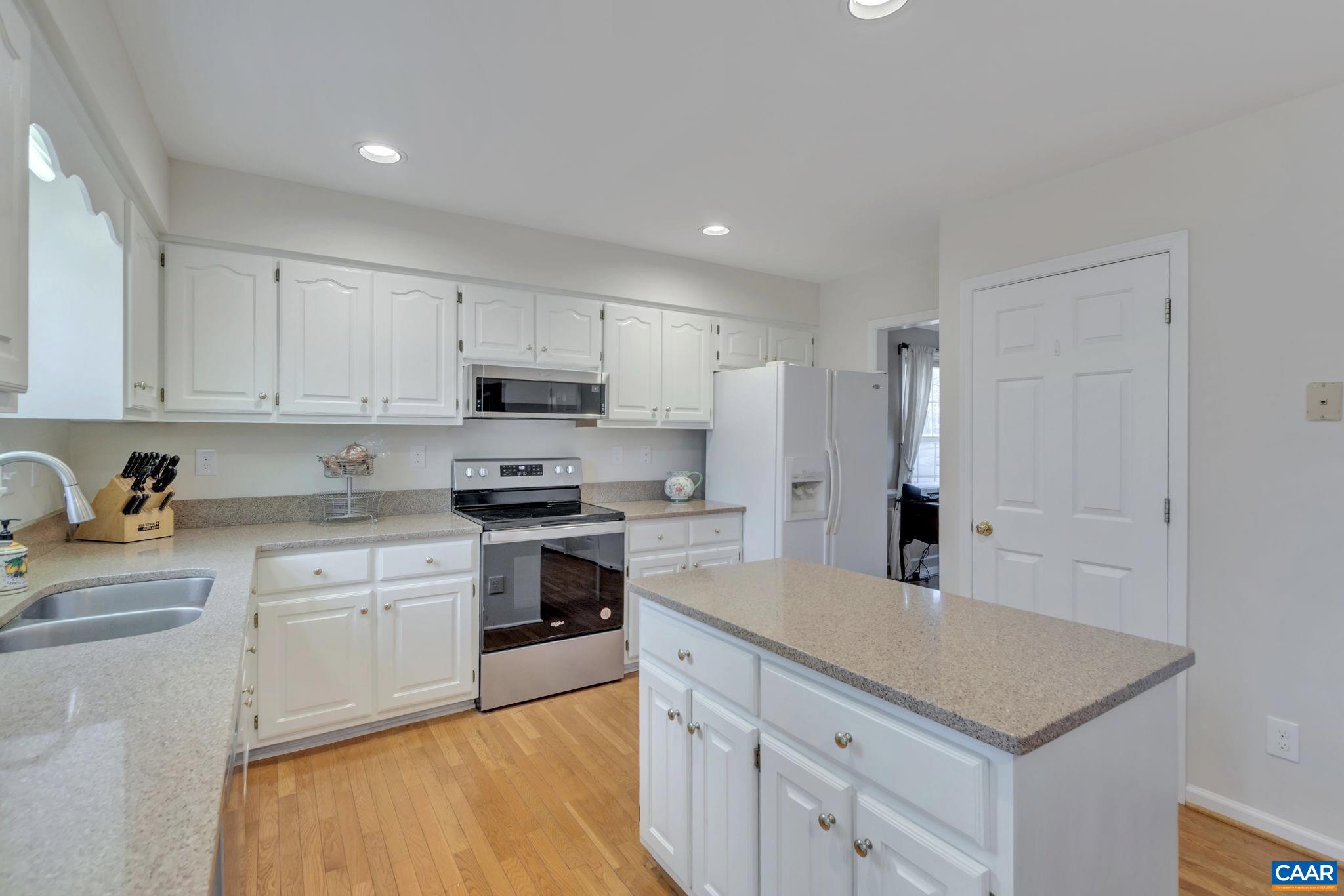 1775 MAHOGANY PL