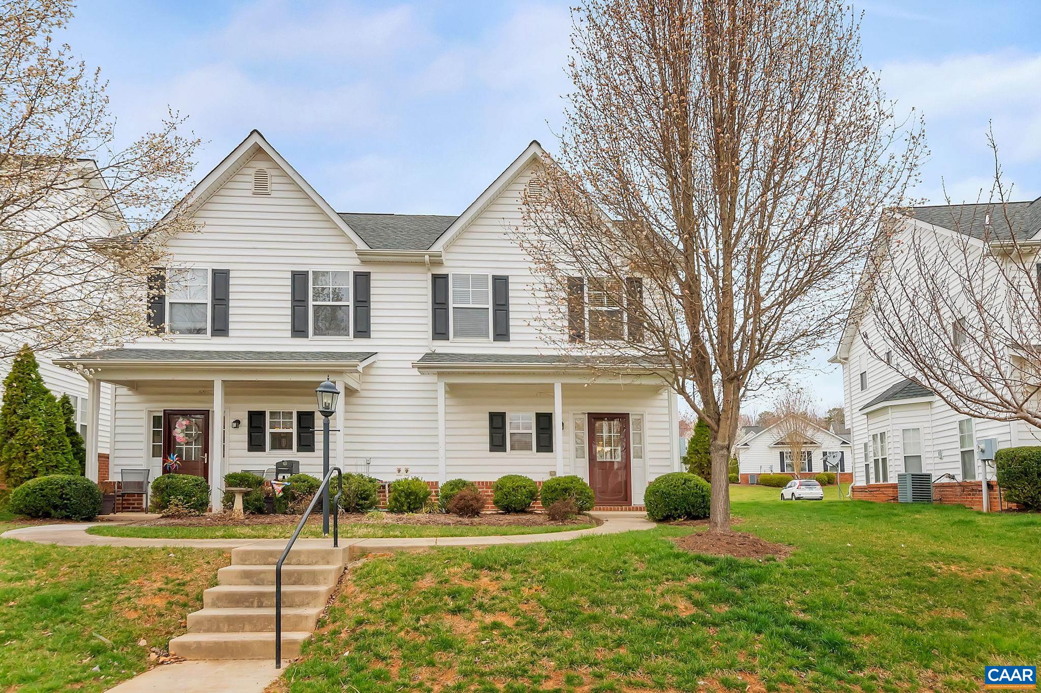 164 VILLA CIR