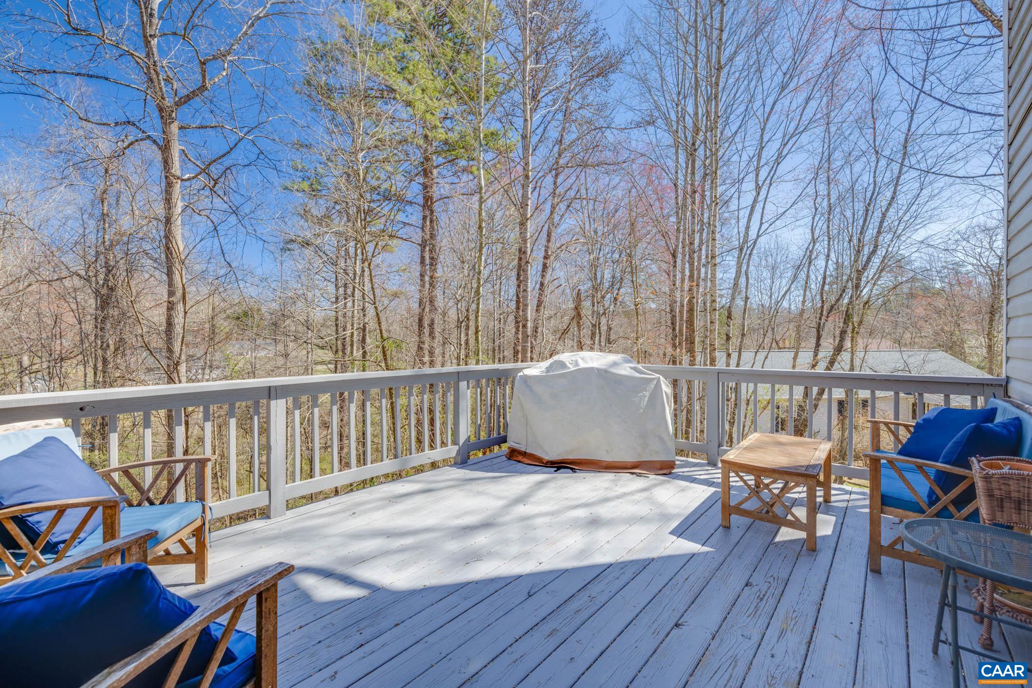 187 LARKSPUR RD