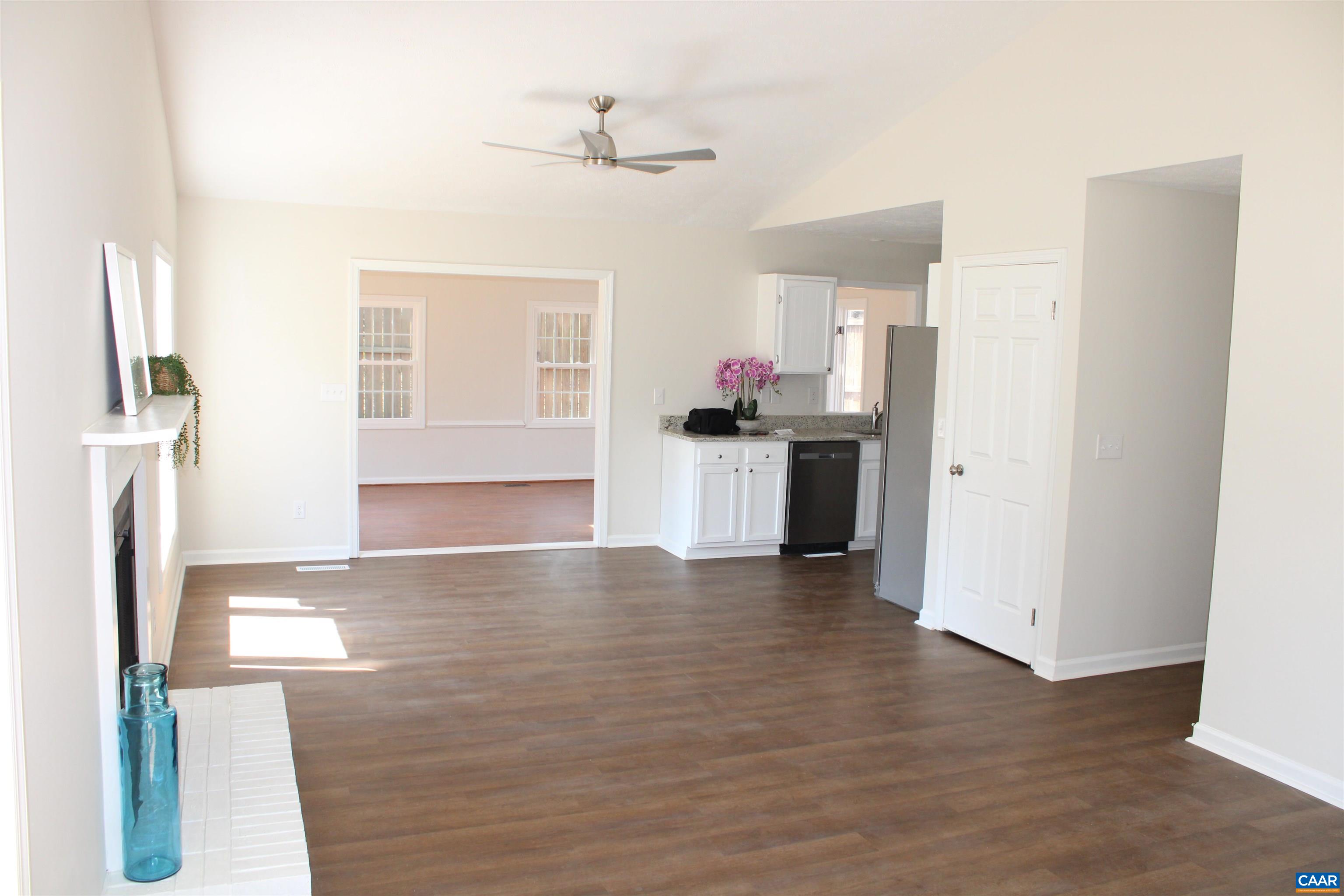 179 COUNTRY CLUB DR