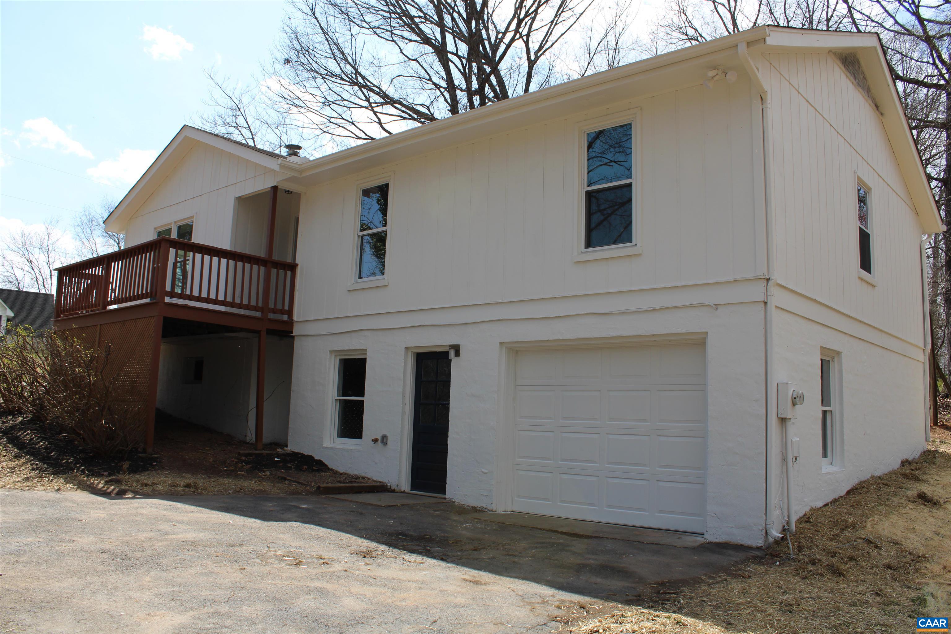 179 COUNTRY CLUB DR