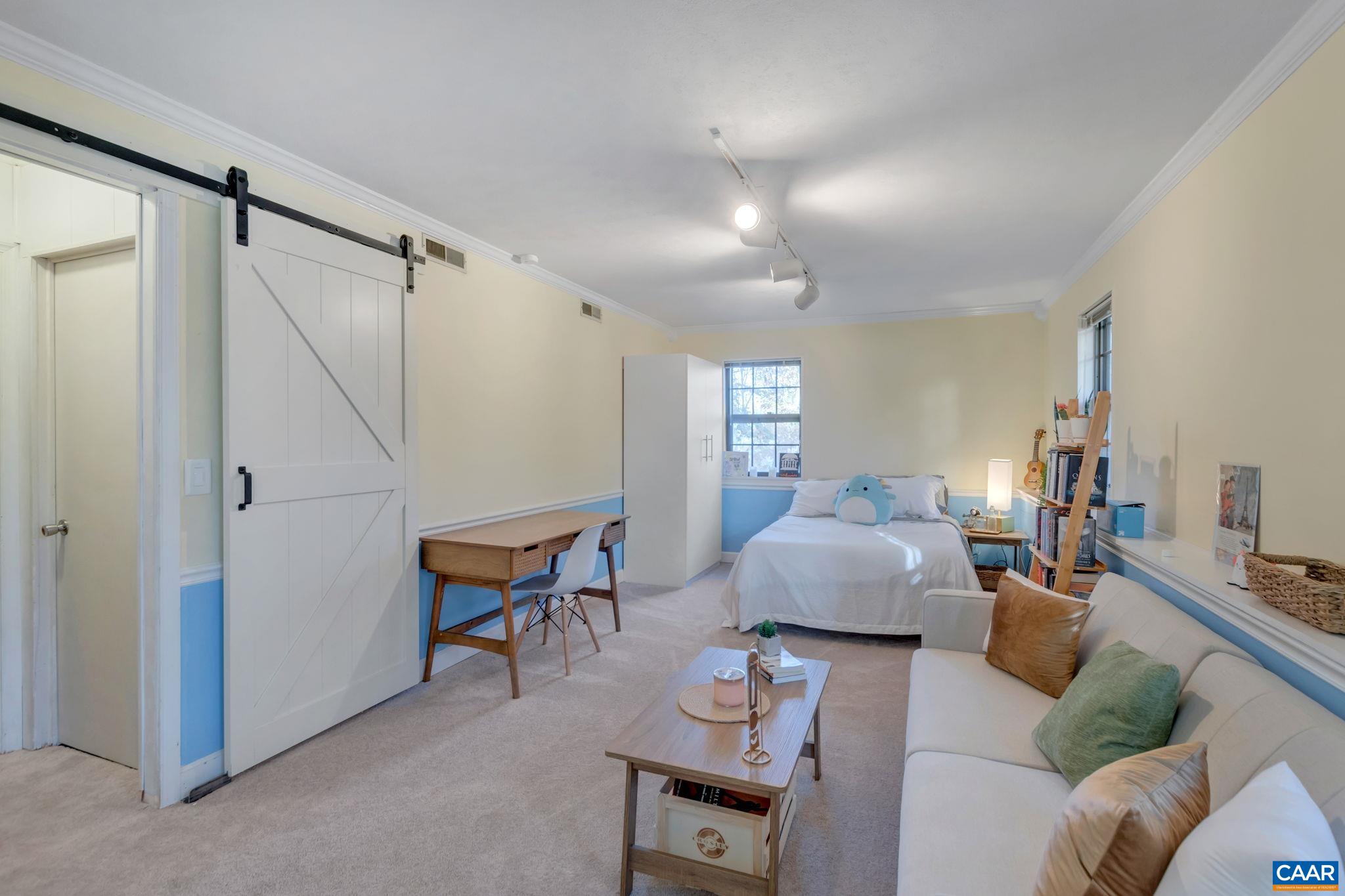 1119 COTTONWOOD RD