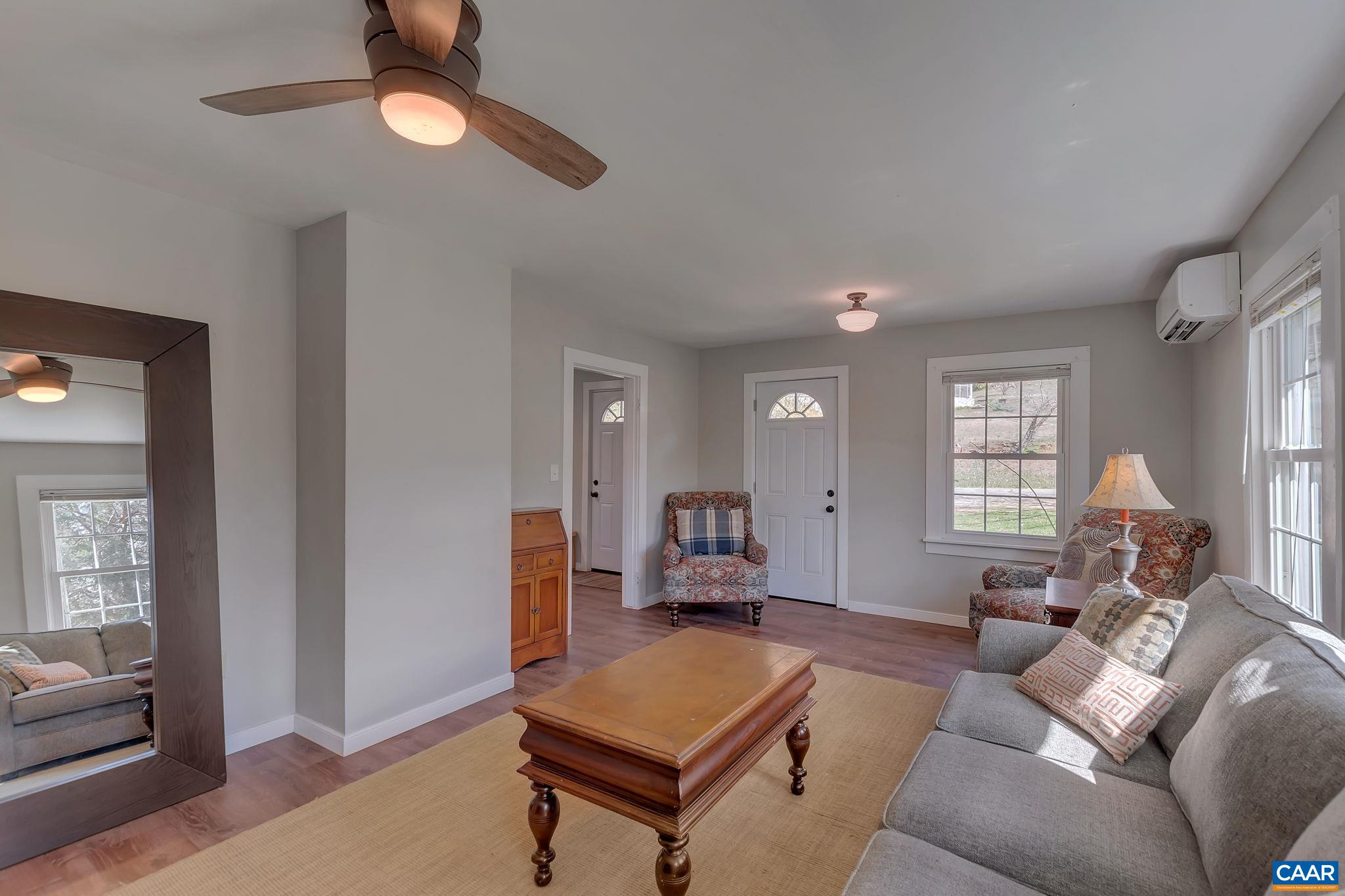 403 RIVERSIDE DR