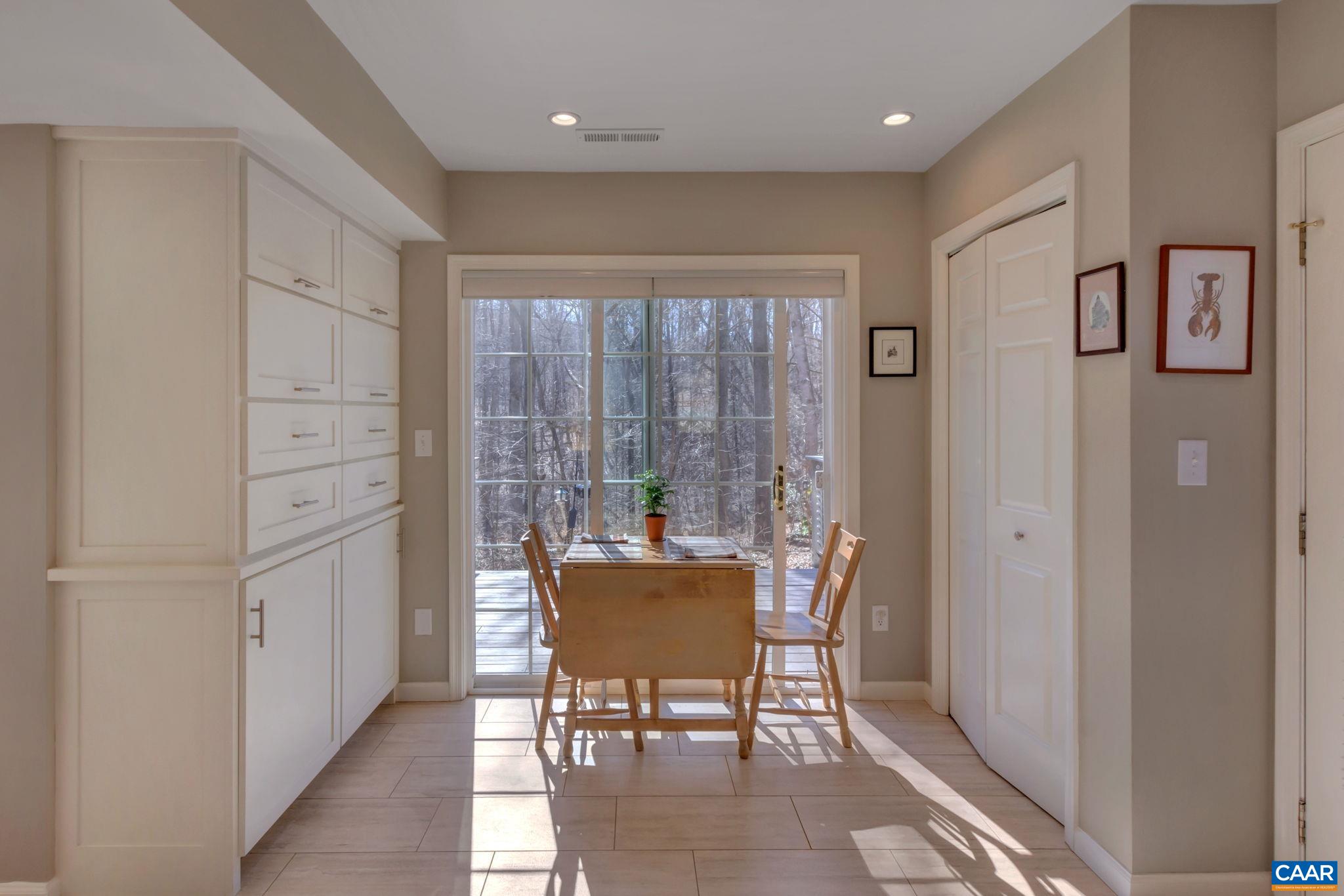 1648 SHADY GROVE CT