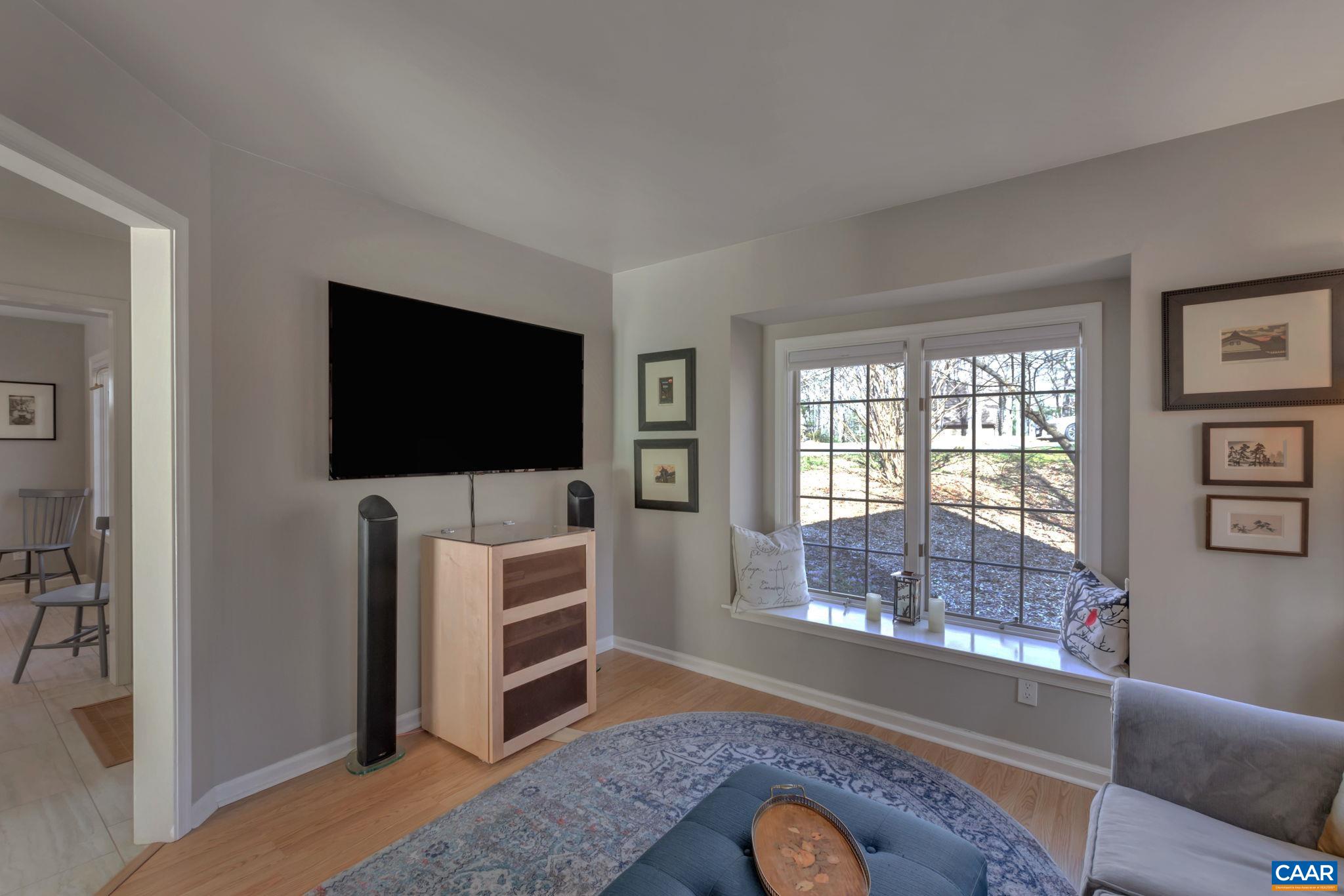 1648 SHADY GROVE CT