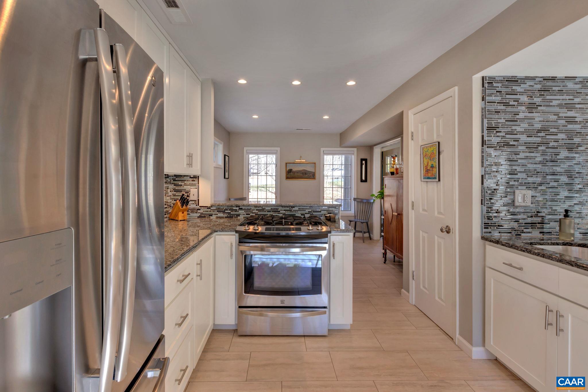 1648 SHADY GROVE CT