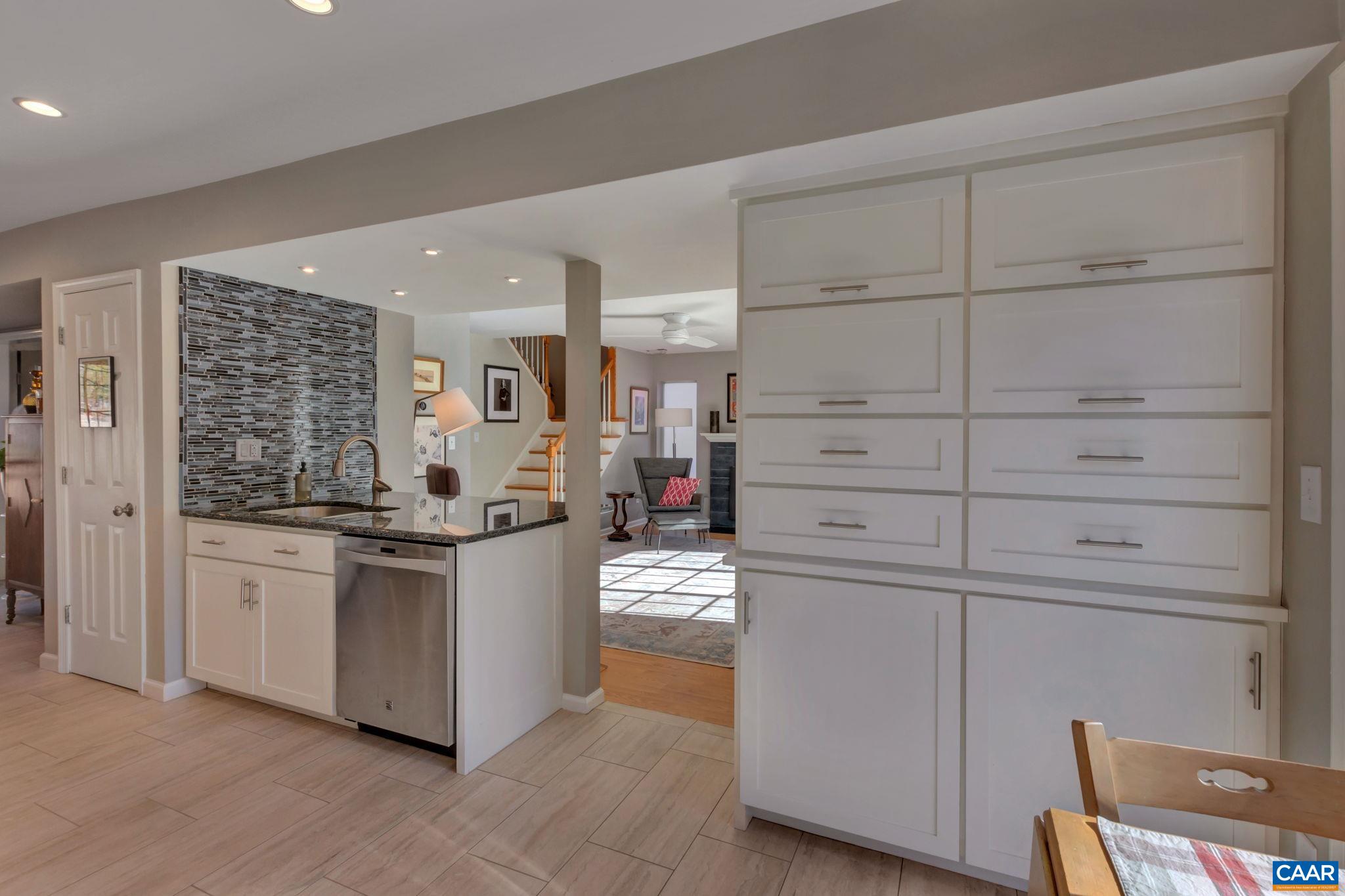 1648 SHADY GROVE CT