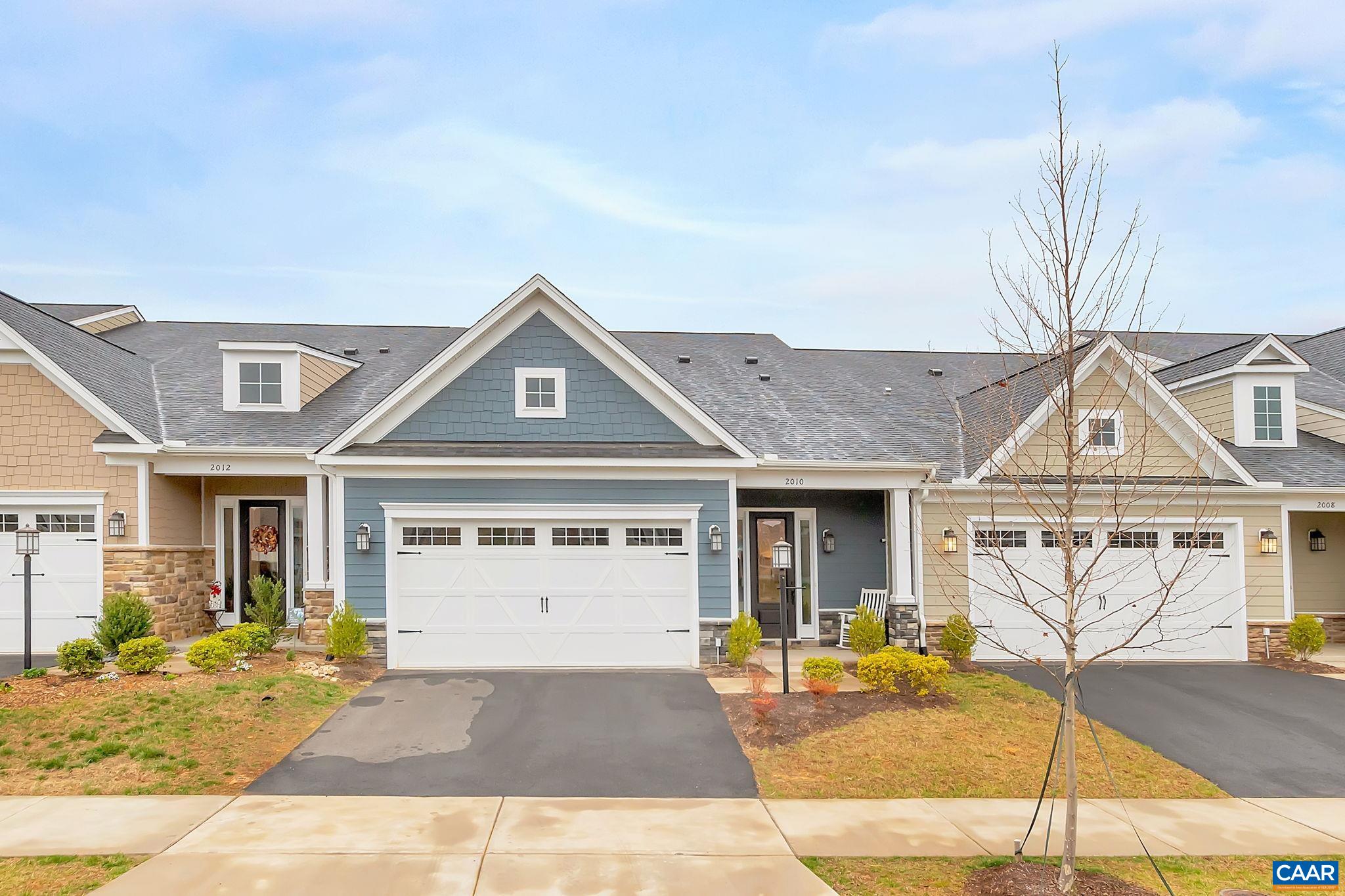 2010 DUNWOOD DR
