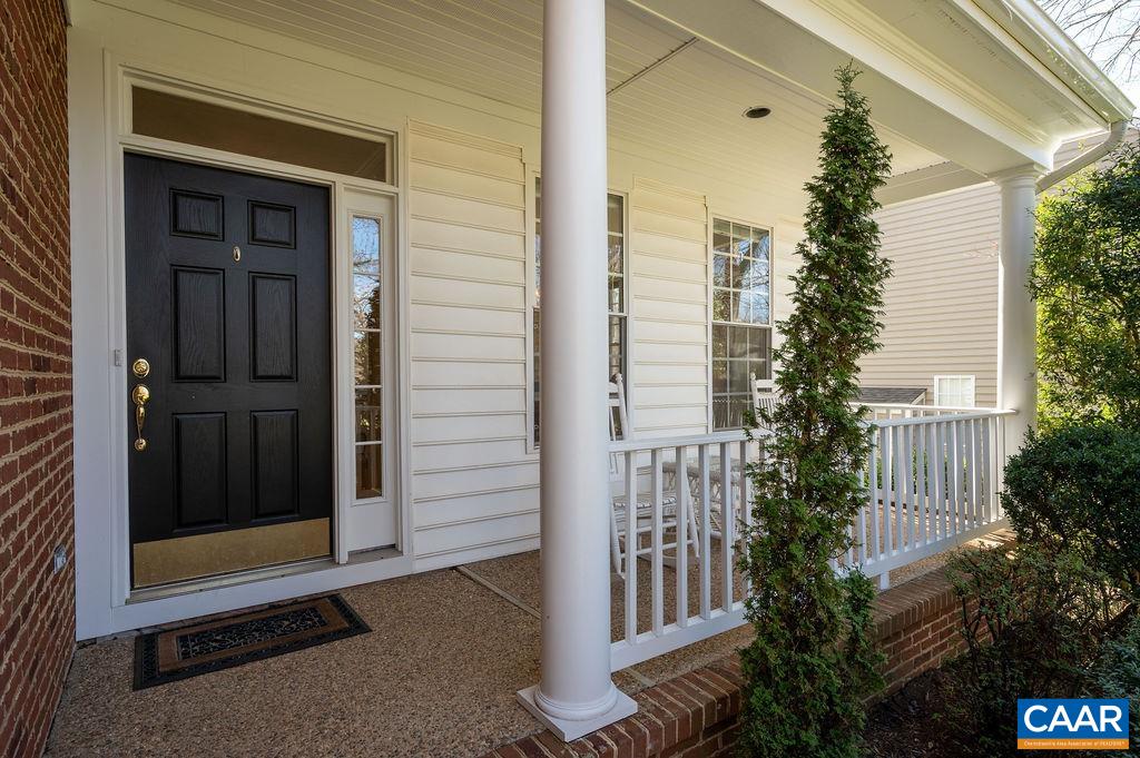 338 PLEASANT PL