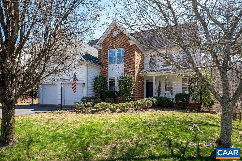 338 PLEASANT PL