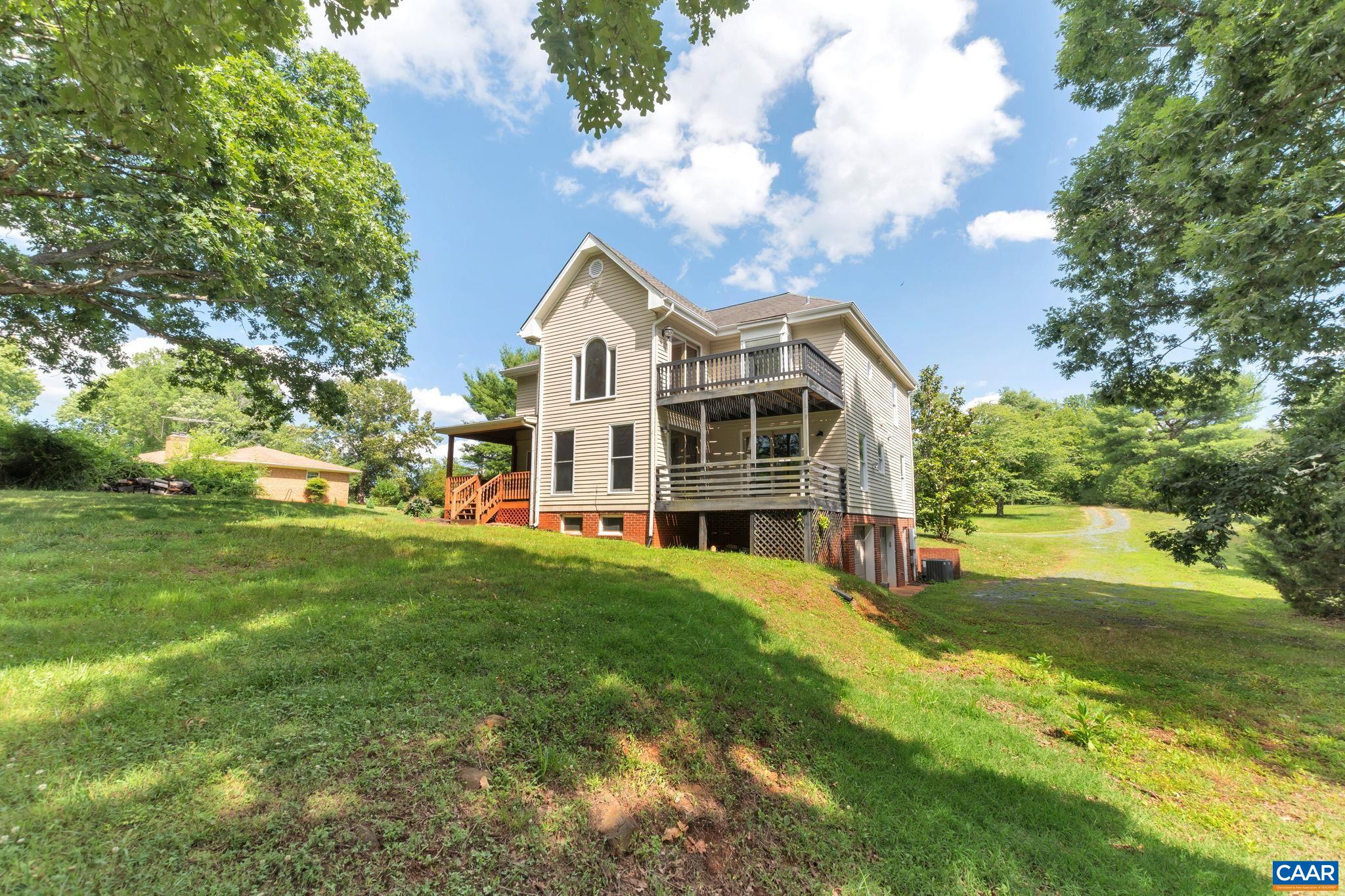 2218 POLO GROUNDS RD