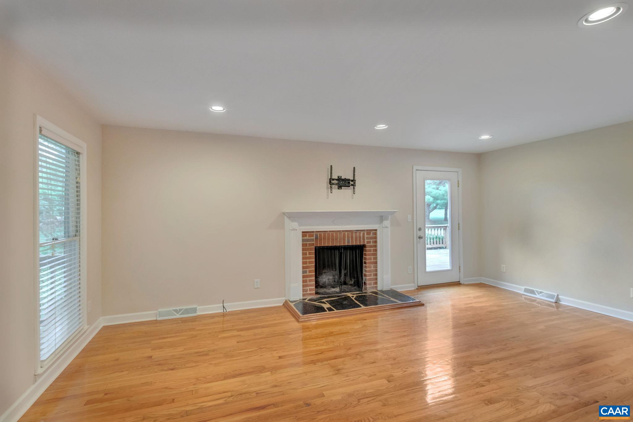 2218 POLO GROUNDS RD
