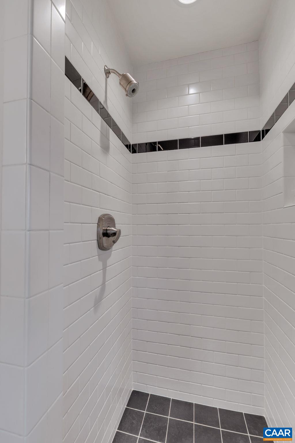 108 RIVERBLUFF CIR