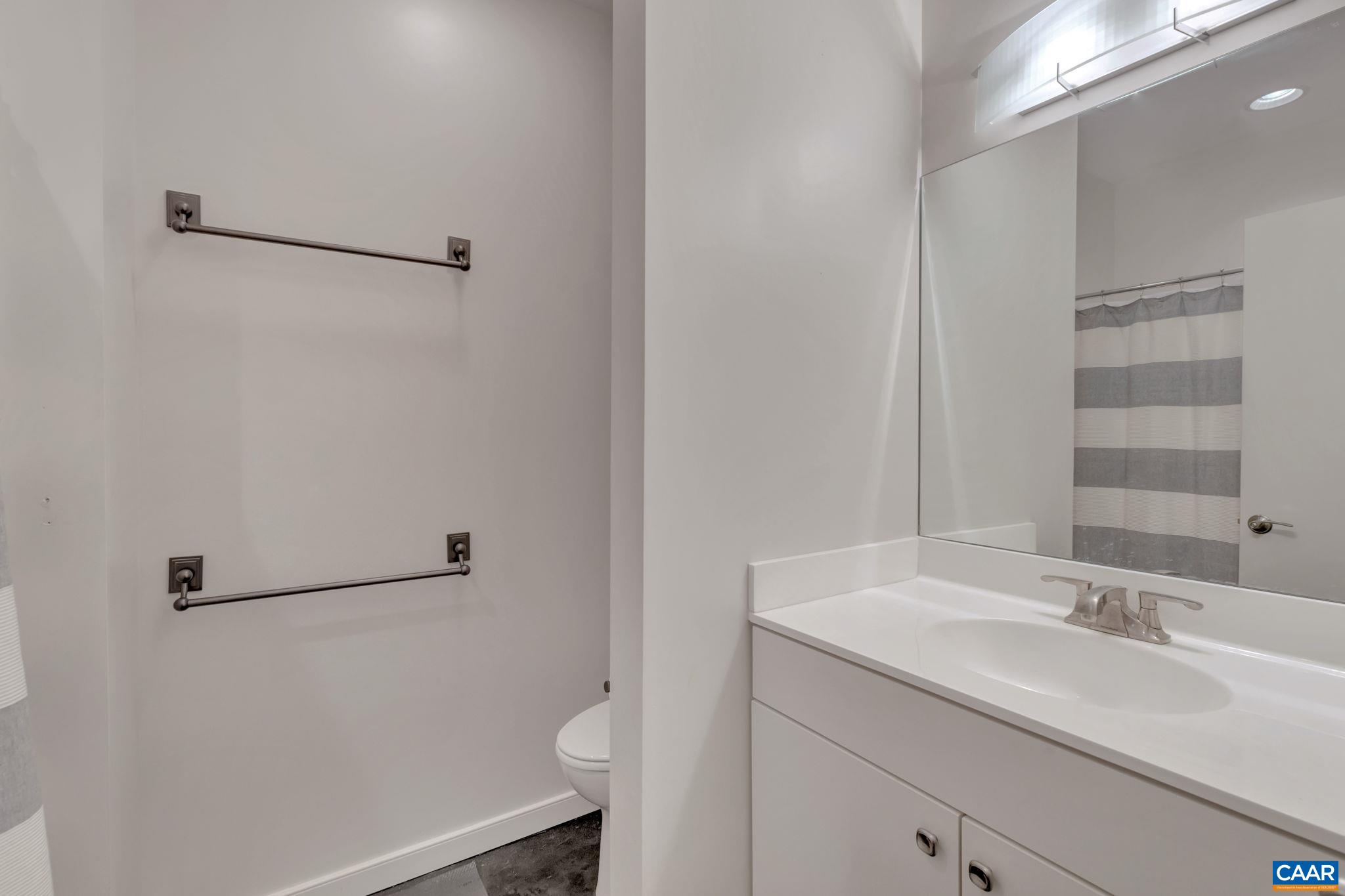 108 RIVERBLUFF CIR