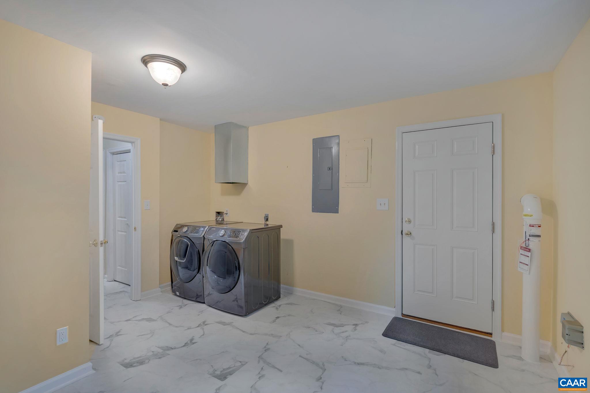 2506 WOODHURST RD