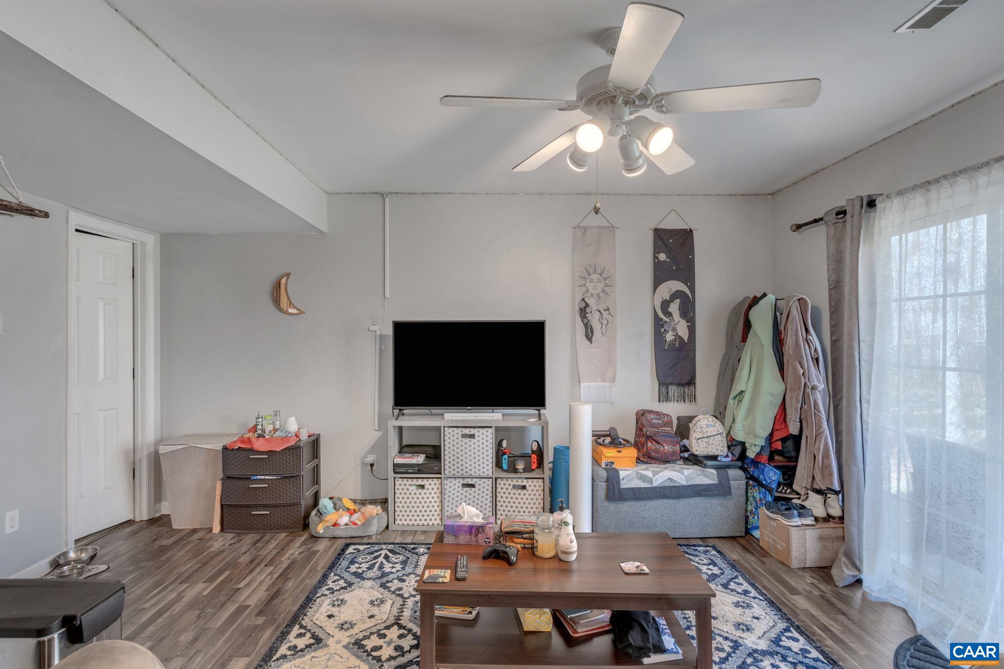 63 AMETHYST RD