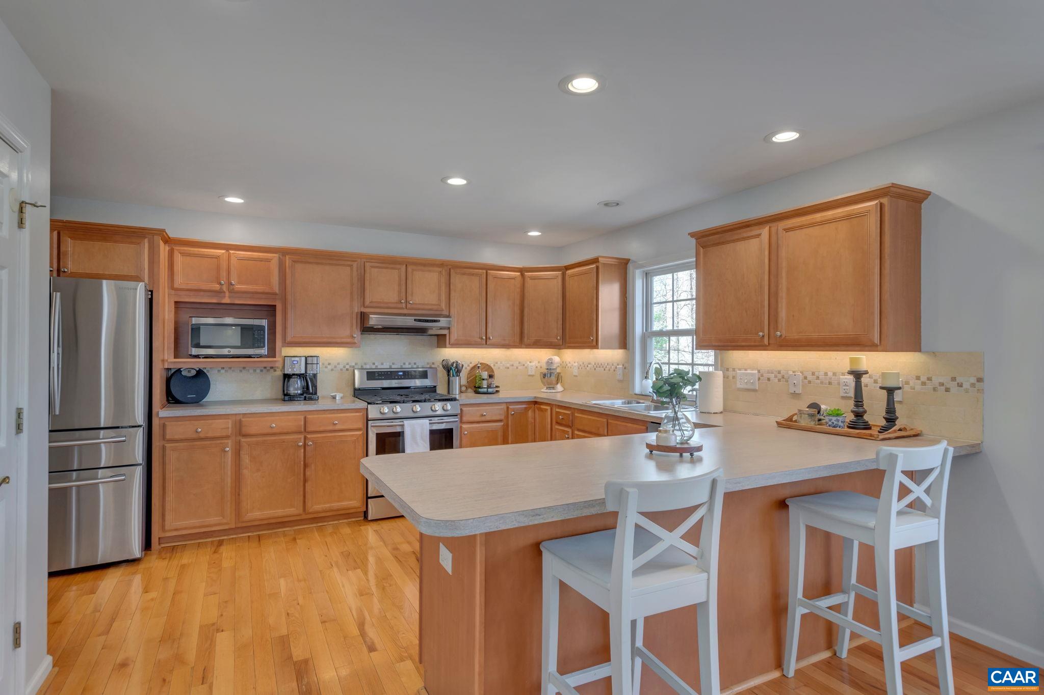 294 JEFFERSON DR