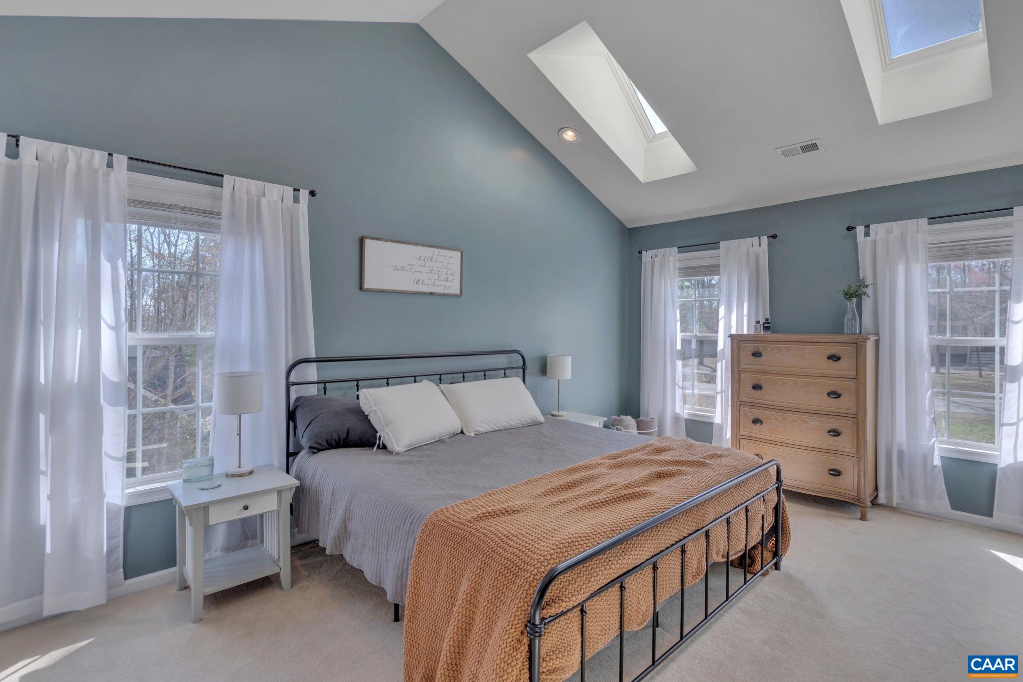 294 JEFFERSON DR