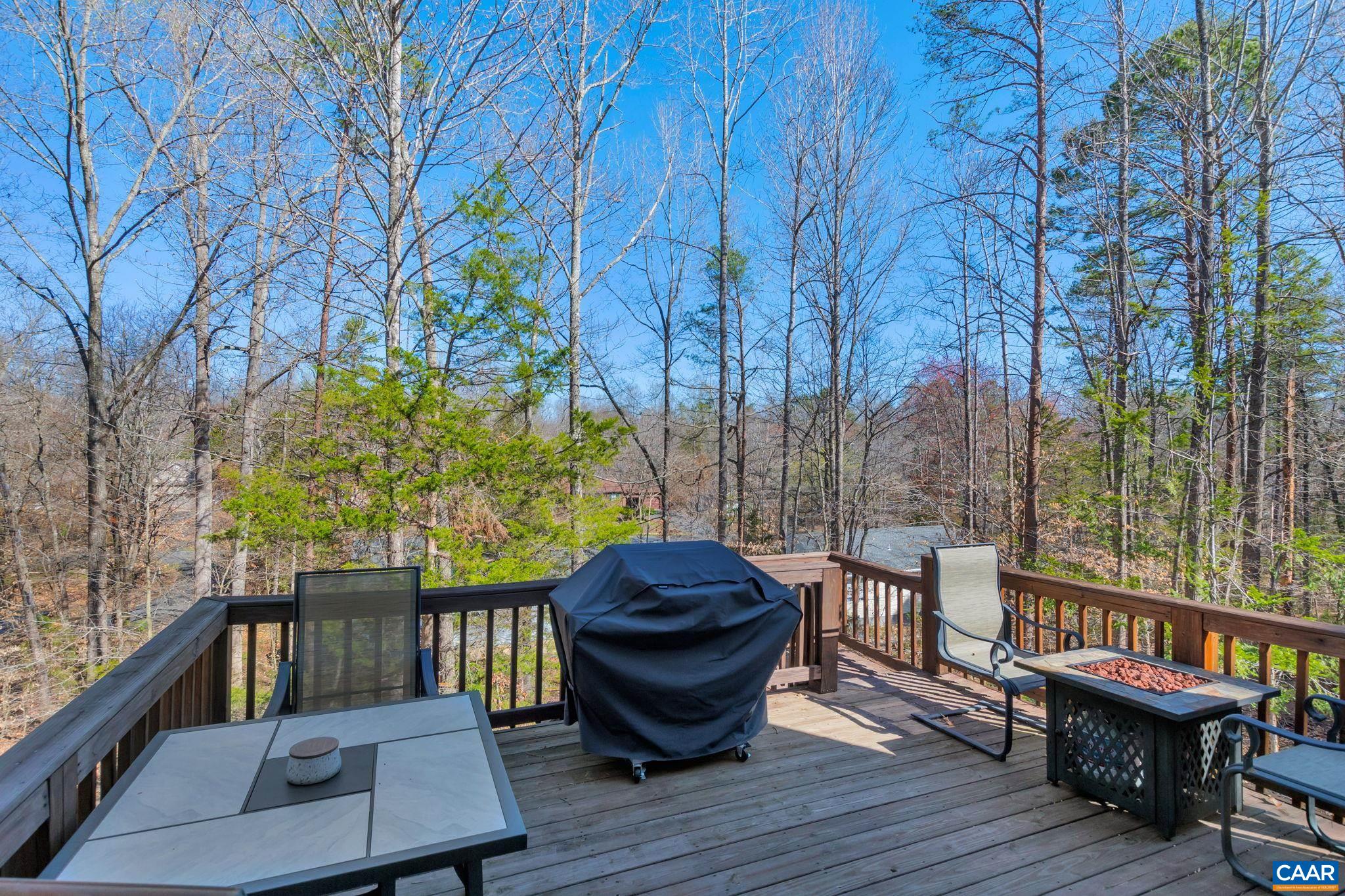 294 JEFFERSON DR