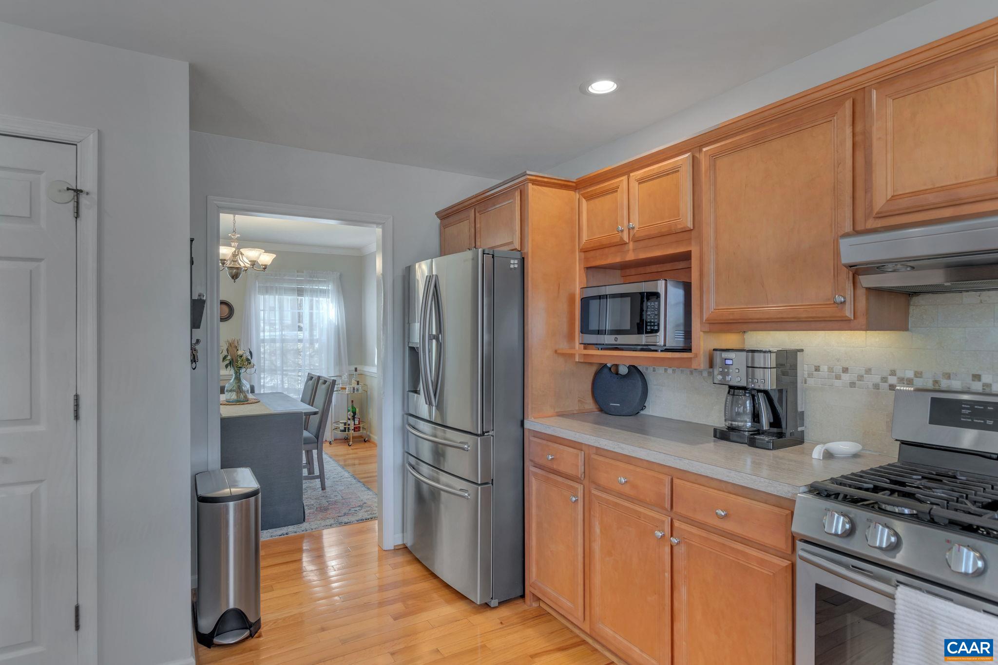 294 JEFFERSON DR