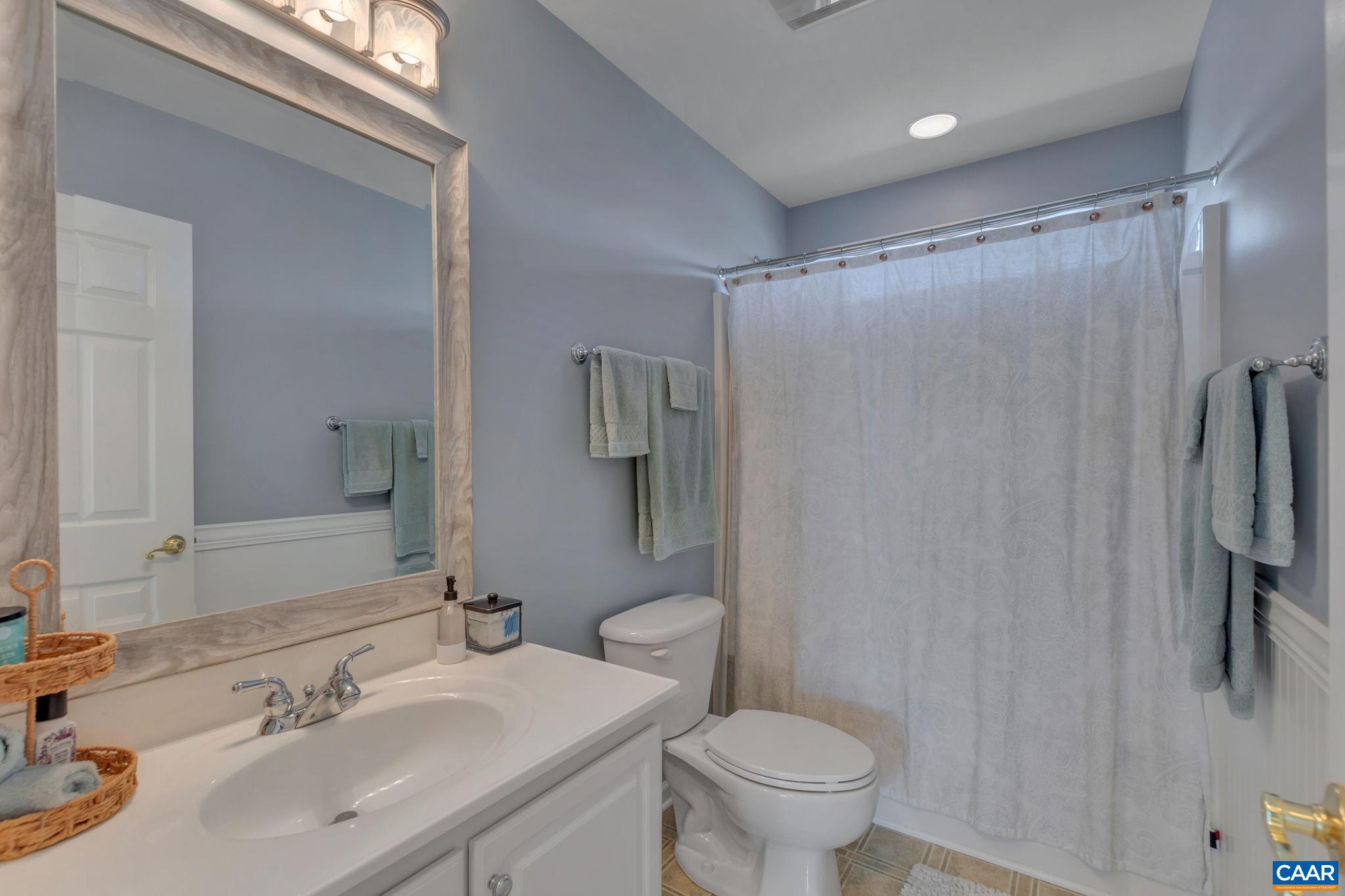 294 JEFFERSON DR