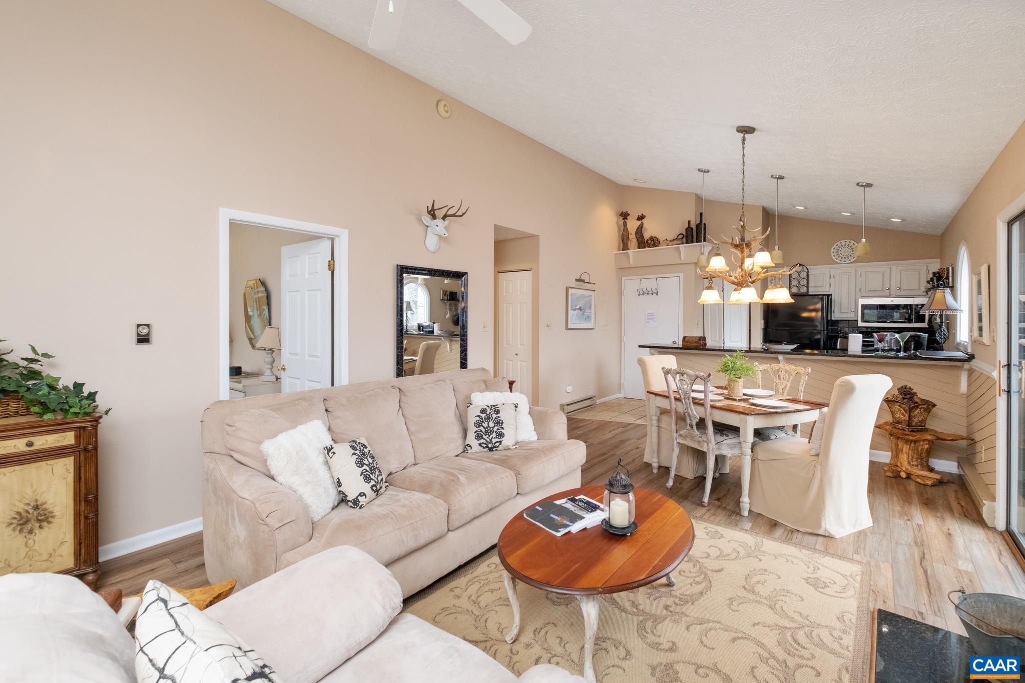 2221 TANNERS RIDGE CONDOS