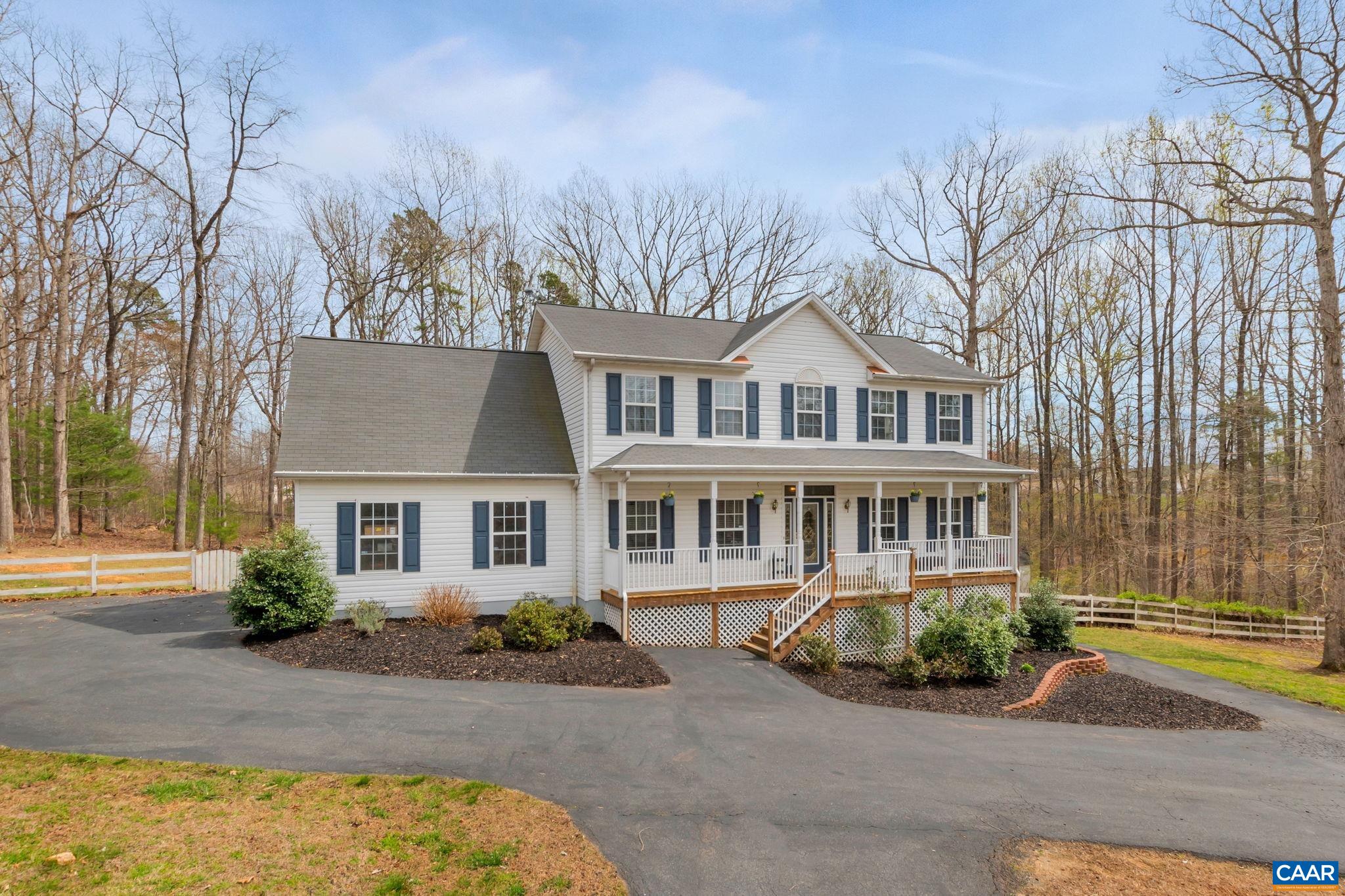 122 WIND RIDGE DR