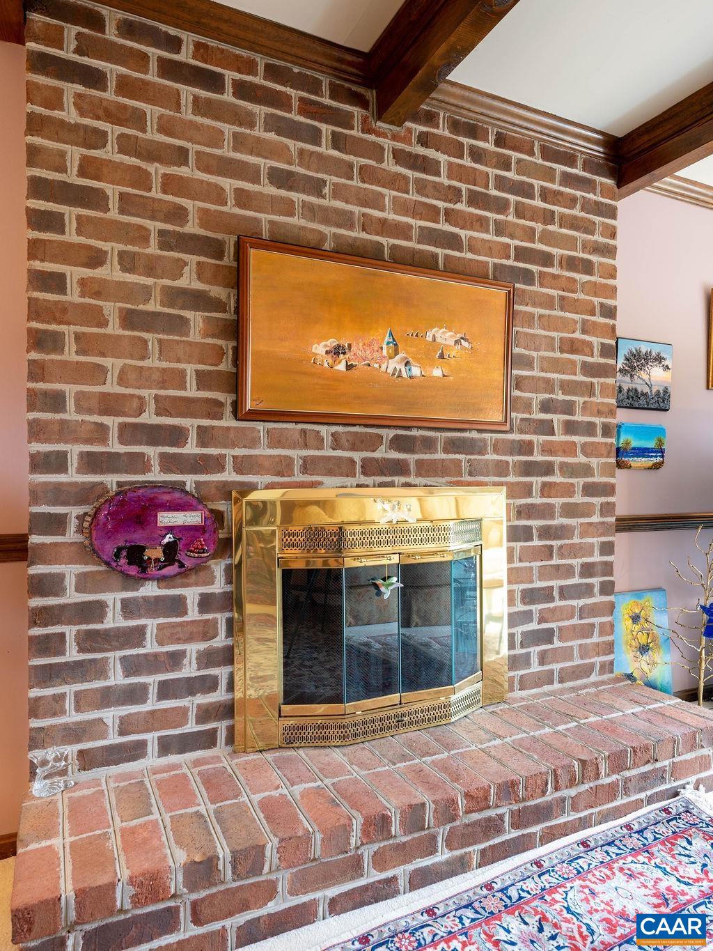 2805 MEADOW VISTA DR