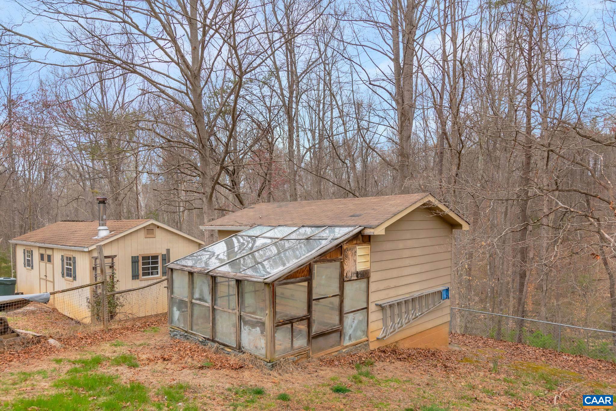 262 MOHICAN TRL