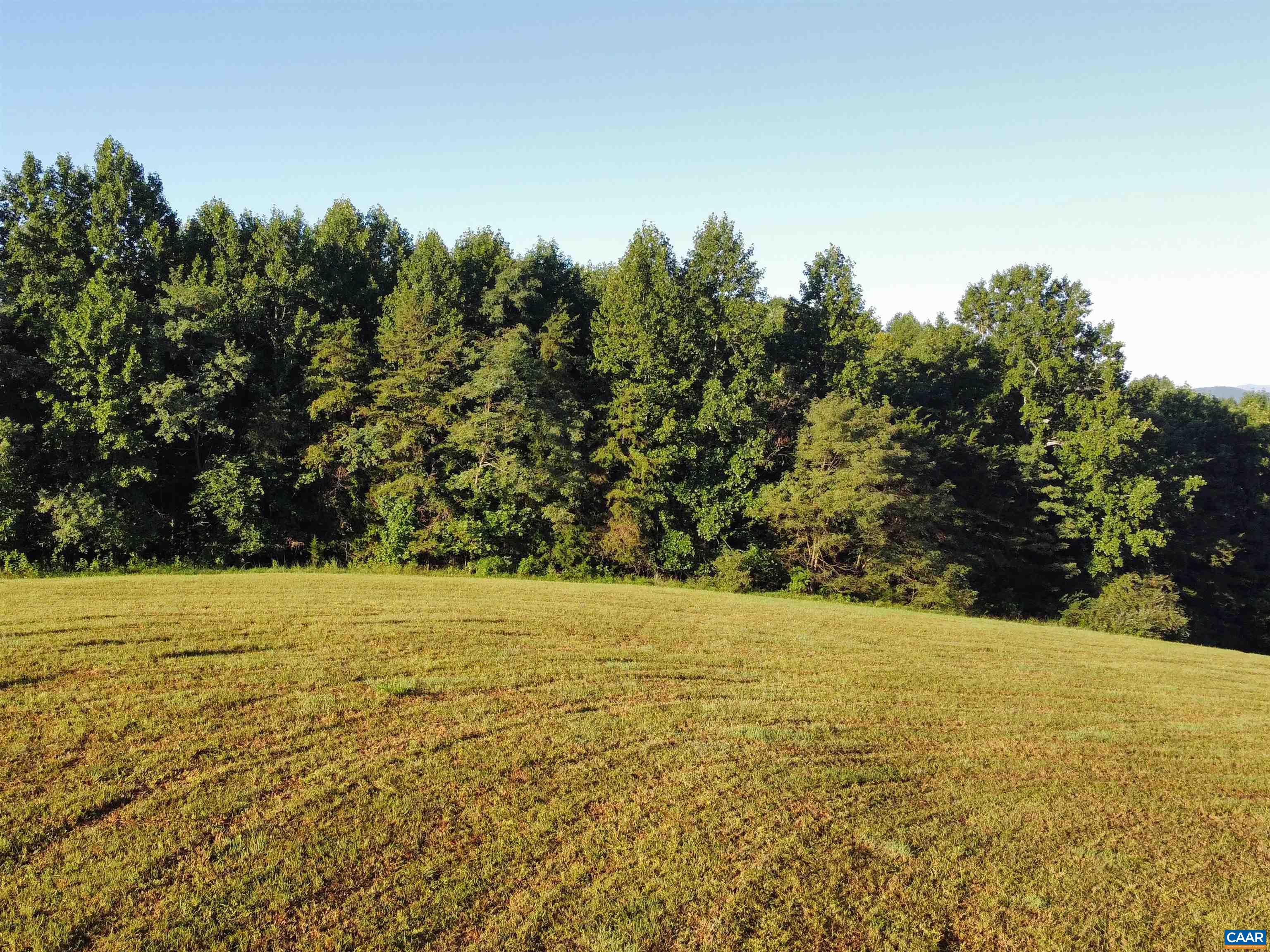 5203-B JAMES RIVER RD