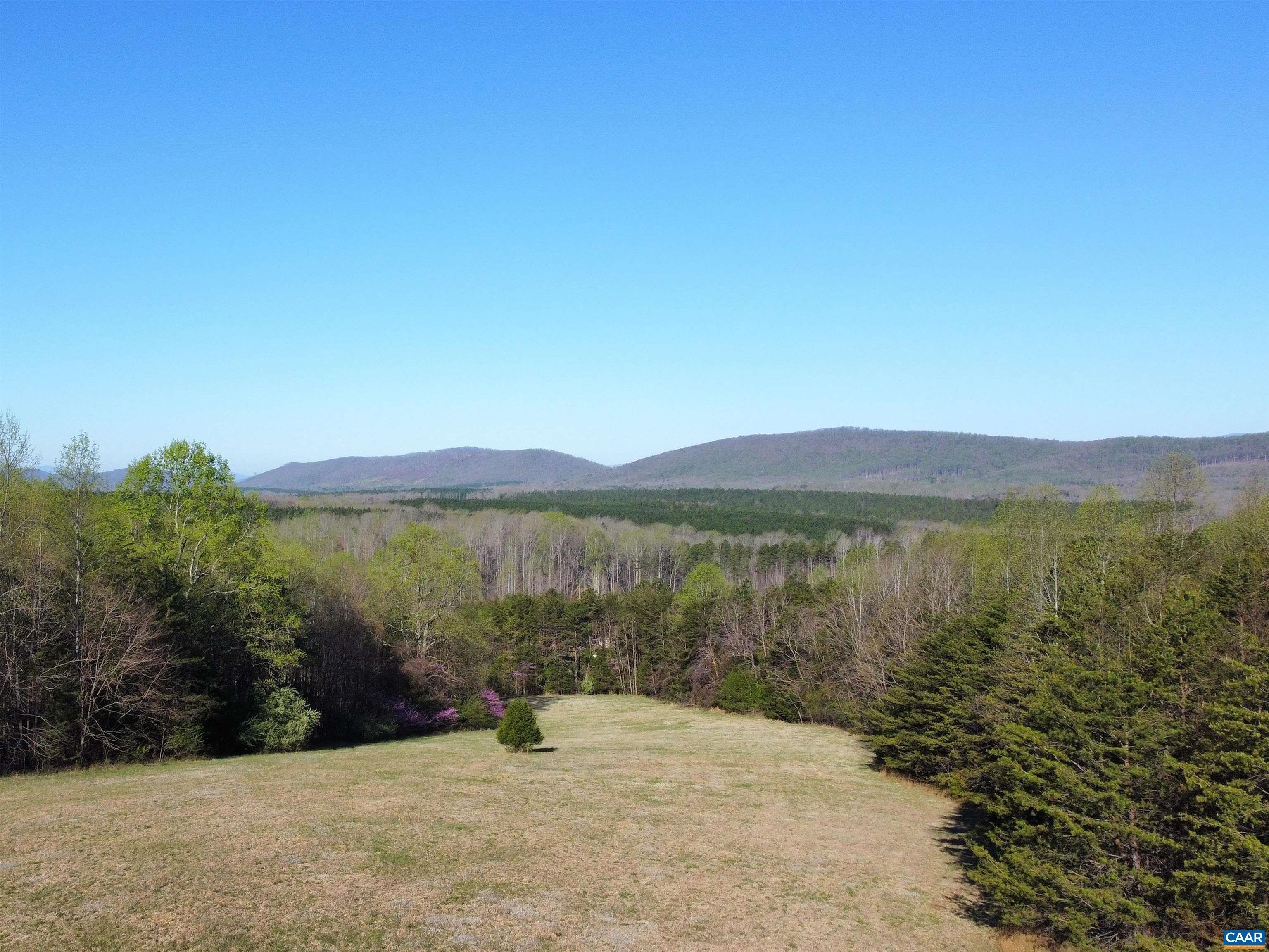 5203-B JAMES RIVER RD