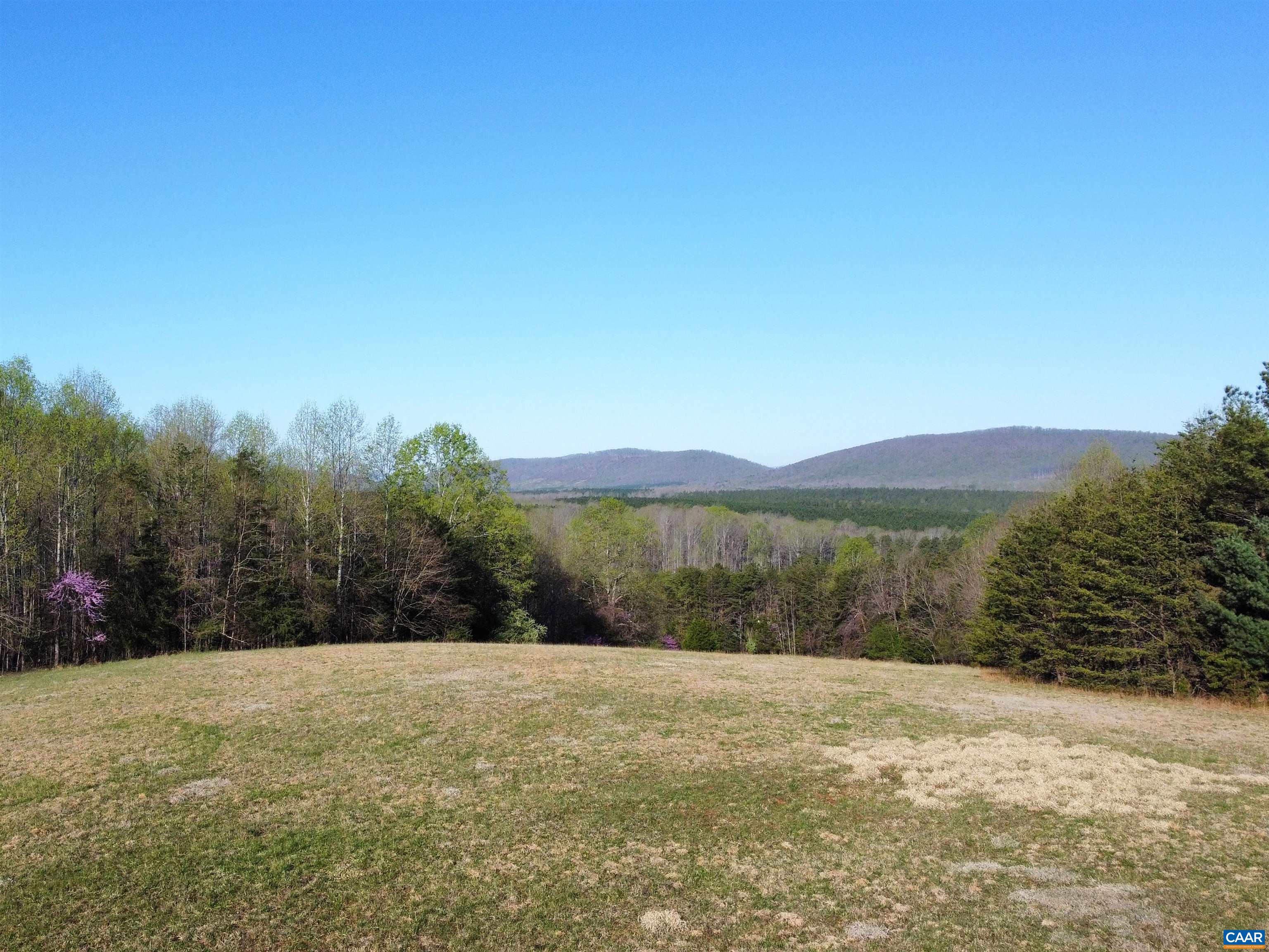 5203-B JAMES RIVER RD