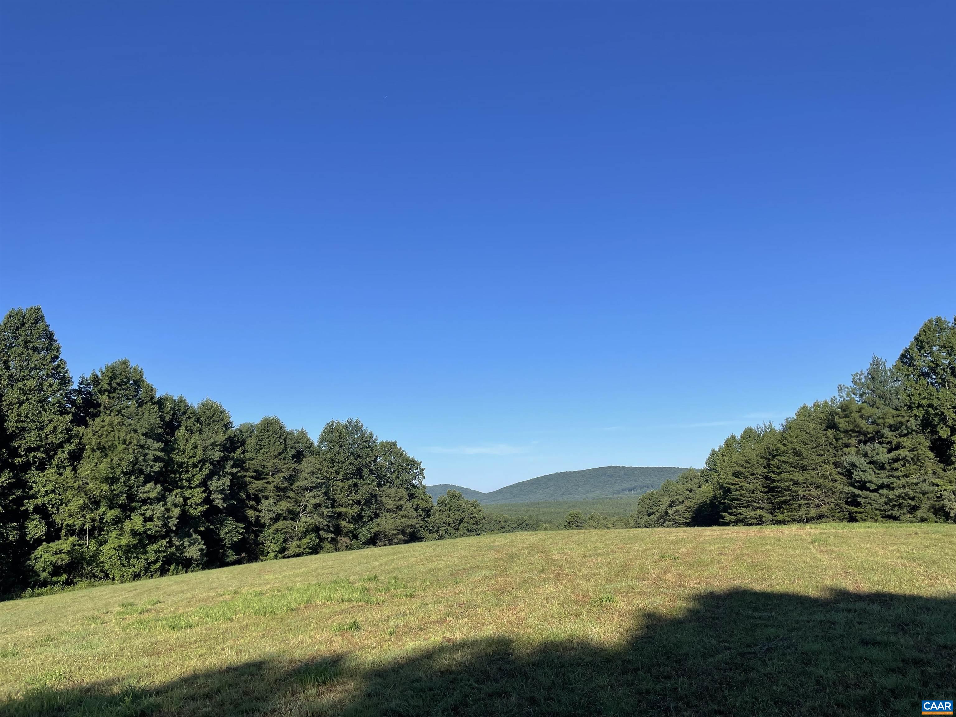 5203-B JAMES RIVER RD